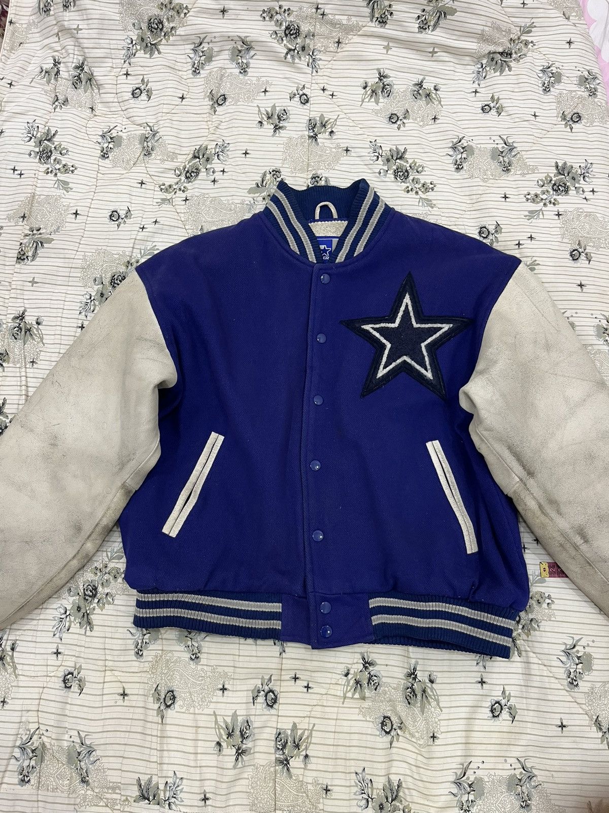 NFL (Jj). NFL STARTER VARSITY BOMBER JACKET Size US L / EU 52-54 / 3 - 9 Thumbnail