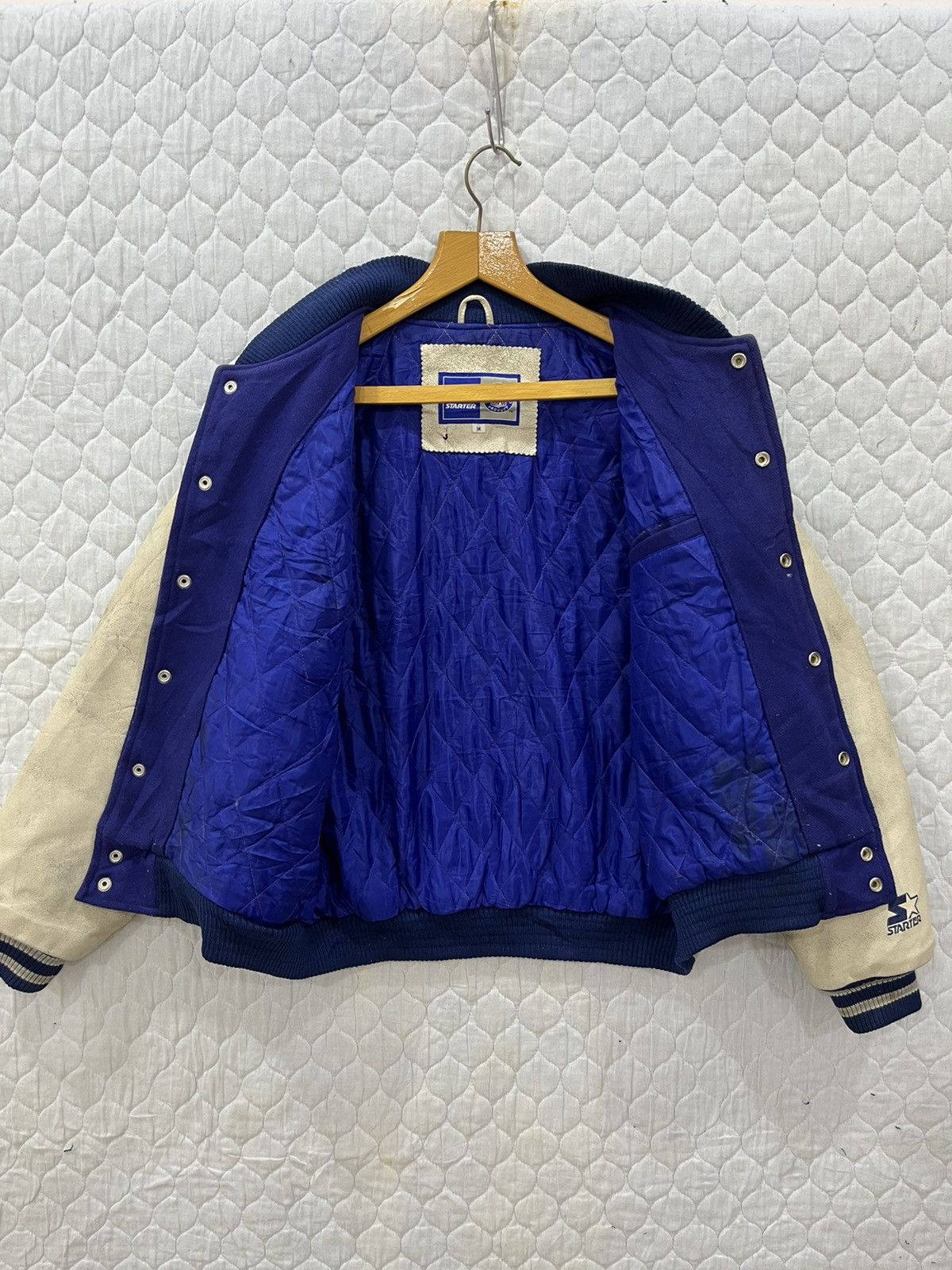 NFL (Jj). NFL STARTER VARSITY BOMBER JACKET Size US L / EU 52-54 / 3 - 2 Thumbnail