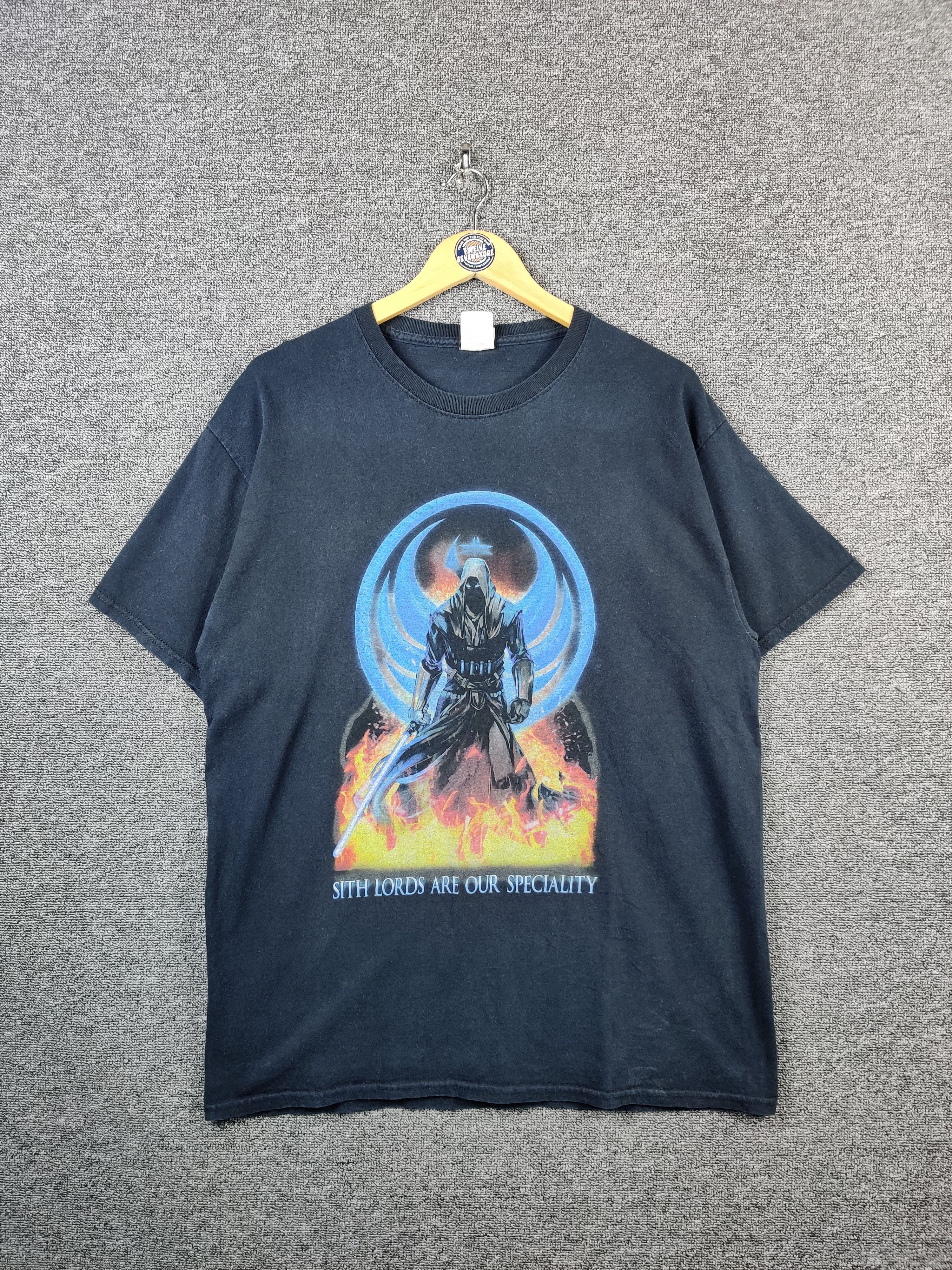 Star Wars Vintage Star Wars Sith Lords Are Our Speciality Tshirt Size US L / EU 52-54 / 3 - 1 Thumbnail