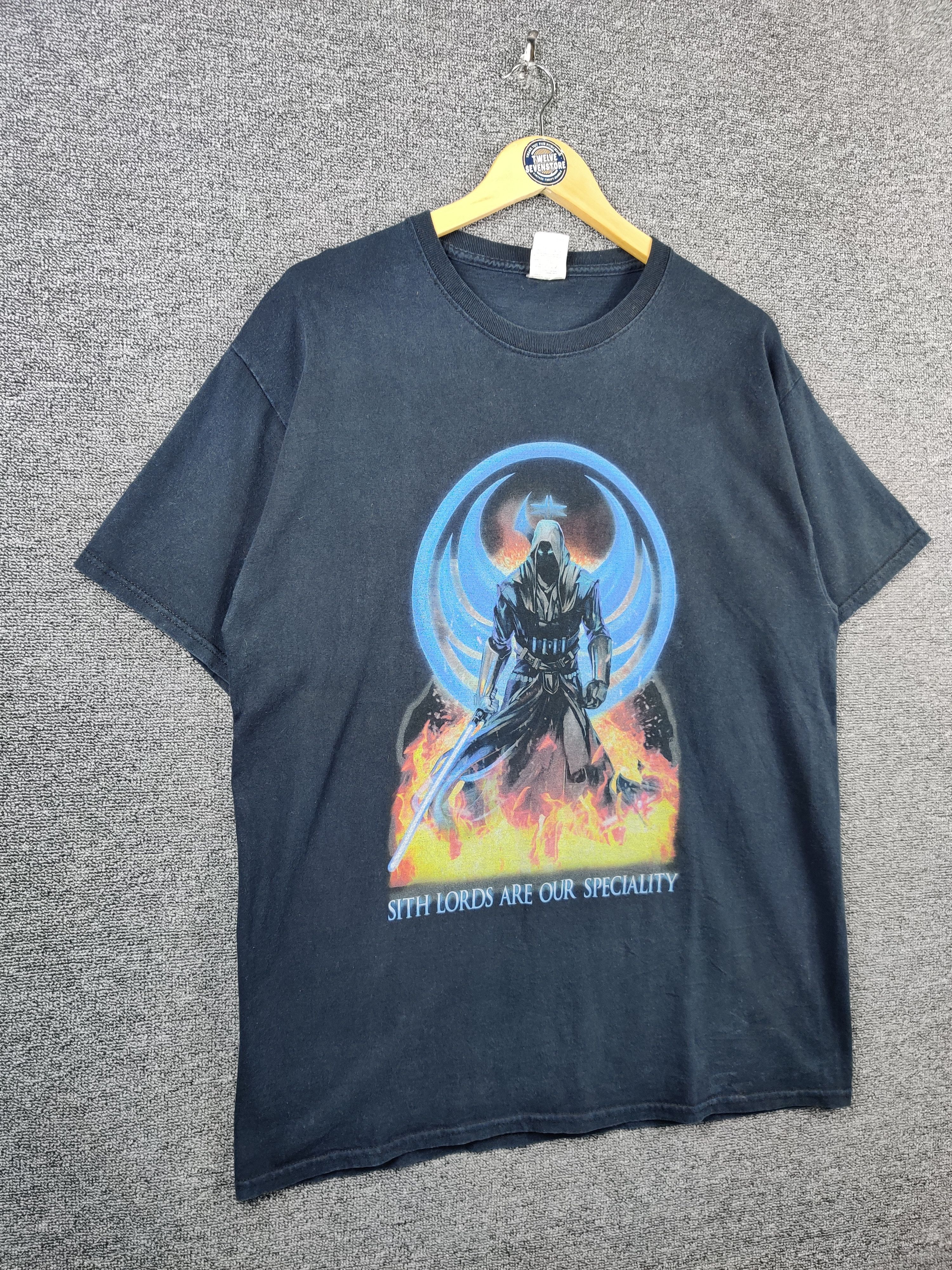 Star Wars Vintage Star Wars Sith Lords Are Our Speciality Tshirt Size US L / EU 52-54 / 3 - 6 Thumbnail