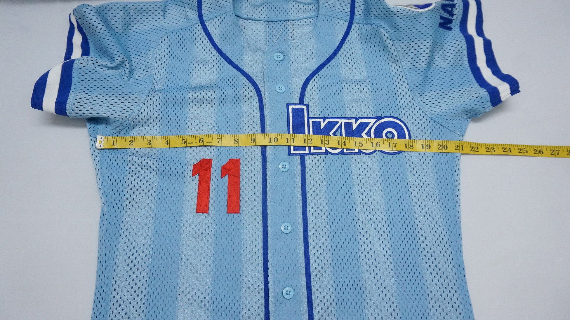Descente Rare Vtg Descente Japan NAGOYA Dolphin IKKO Baseball Jersey Size US XS / EU 42 / 0 - 8 Thumbnail