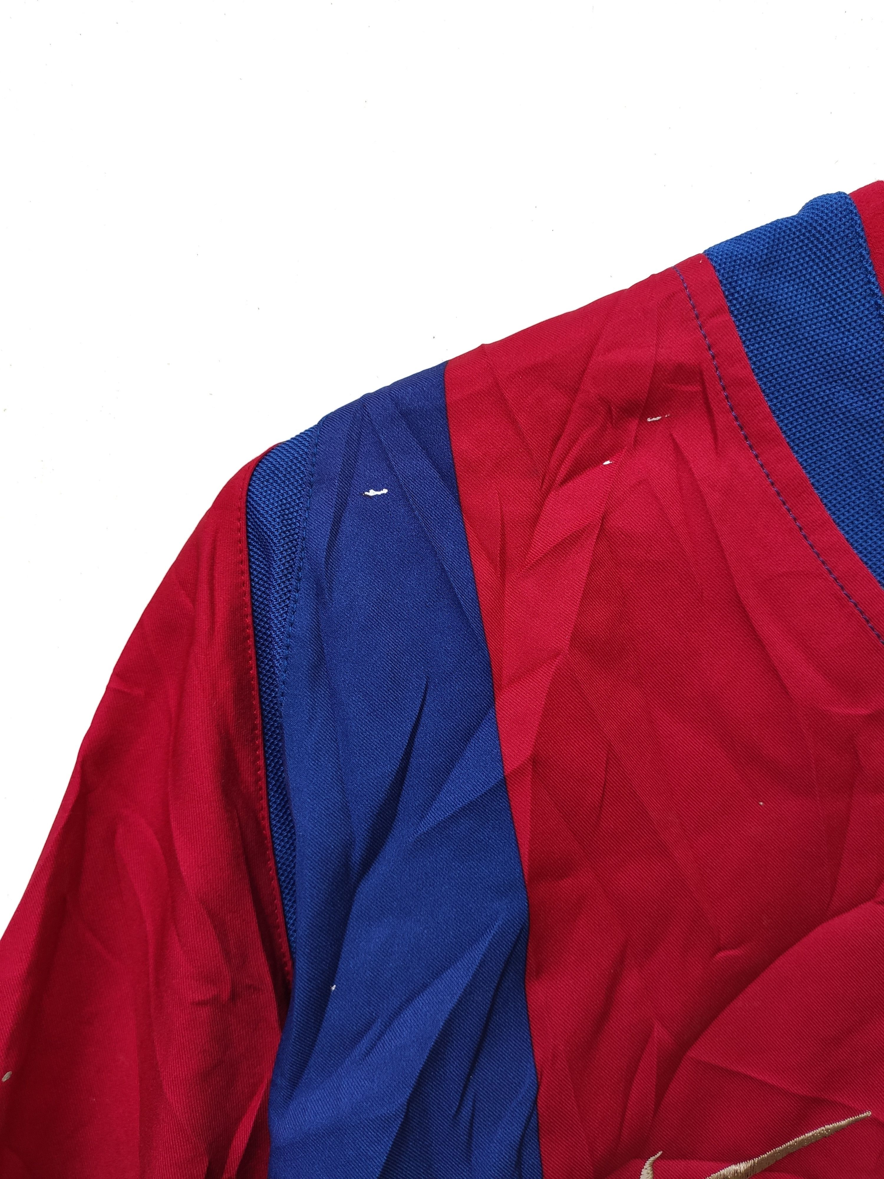 Nike Vintage Barcalona Jersey 2002 Patrick Kluivert La liga Size US L / EU 52-54 / 3 - 5 Thumbnail