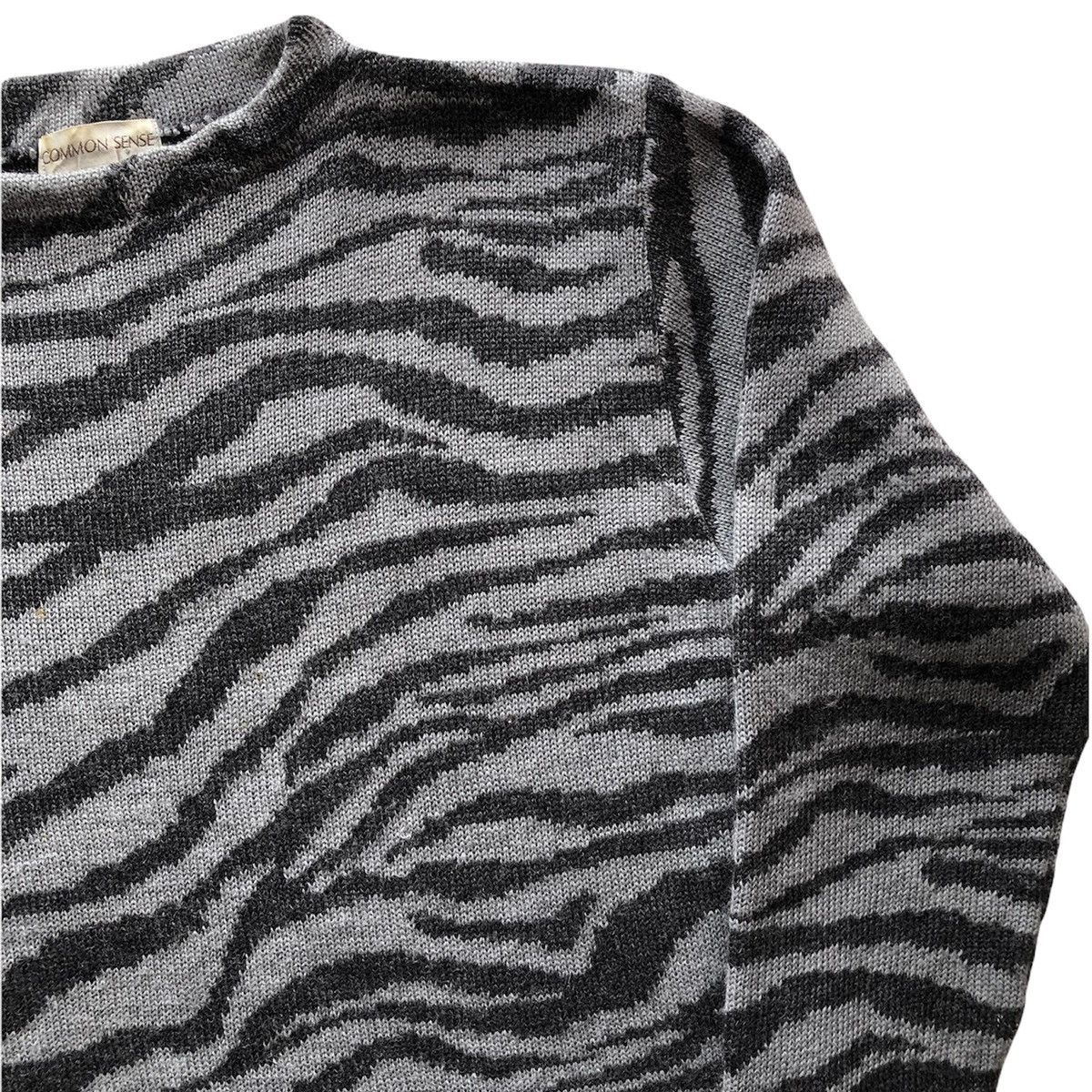 Japanese Brand Vintage 90's Sweater Zebra Stripe Knitting by Common Sense Size US M / EU 48-50 / 2 - 3 Thumbnail