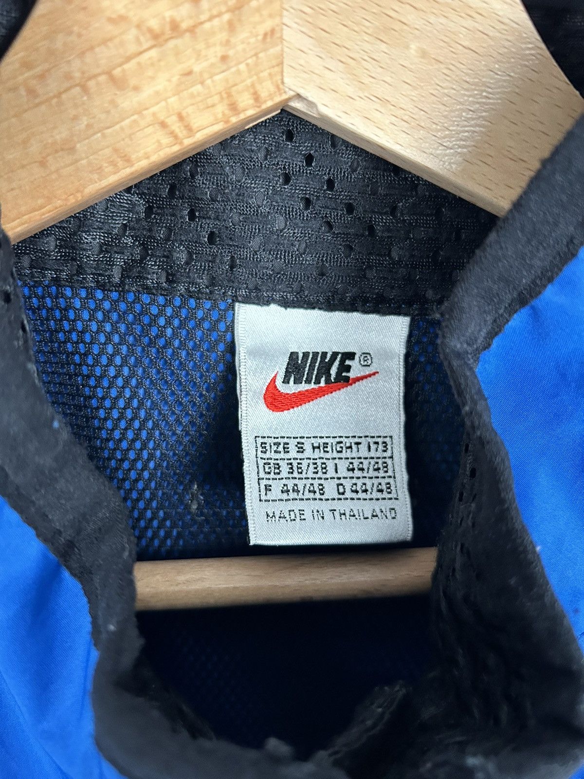 Nike Nike 90s Light Nylon Jacket Sportswear Retro Size US S / EU 44-46 / 1 - 7 Thumbnail