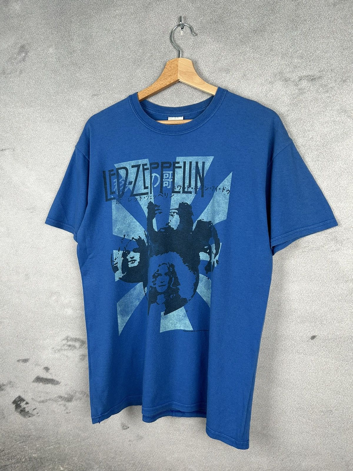 Band Tees Vintage Led Zeppelin Rock Band Tee 00s Graphic Art Size US M / EU 48-50 / 2 - 2 Thumbnail