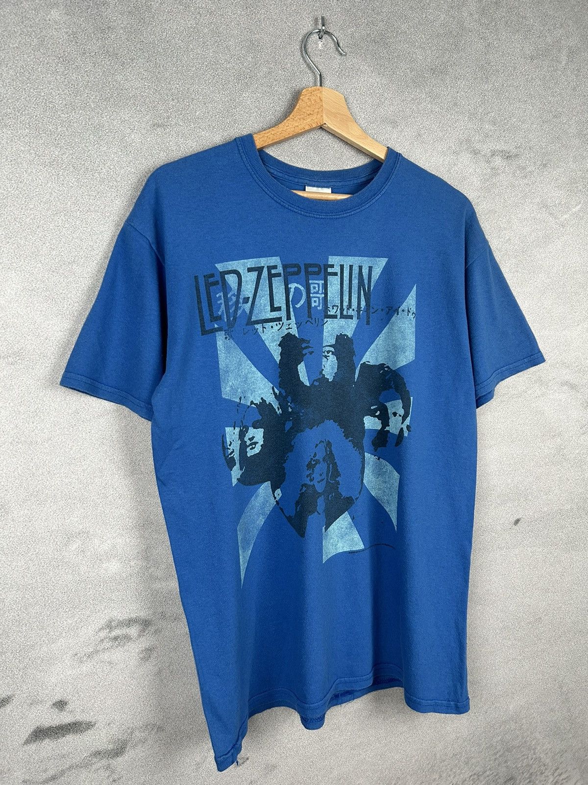 Band Tees Vintage Led Zeppelin Rock Band Tee 00s Graphic Art Size US M / EU 48-50 / 2 - 4 Thumbnail