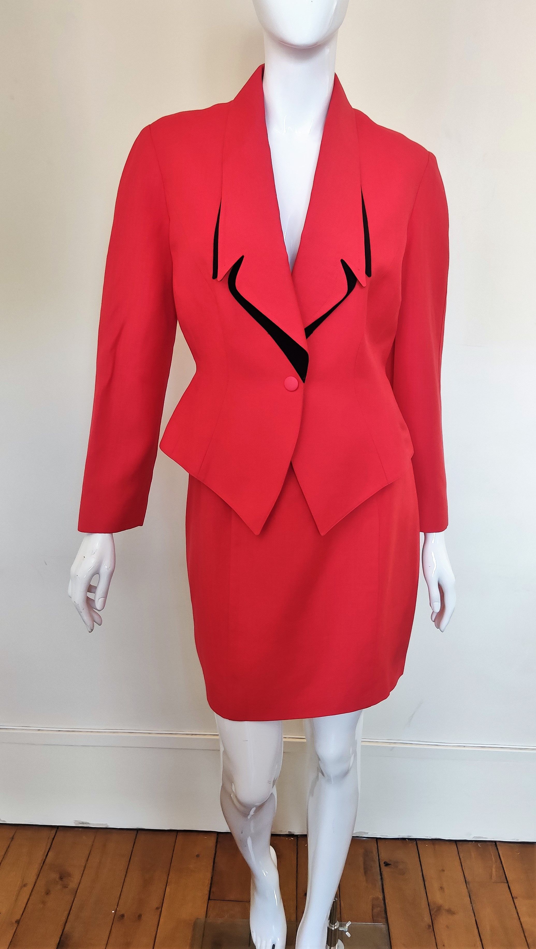 Thierry Mugler Thierry Mugler Vampire Wasp Bee Waist Couture Vintage Suit Size L / US 10 / IT 46 - 2 Thumbnail