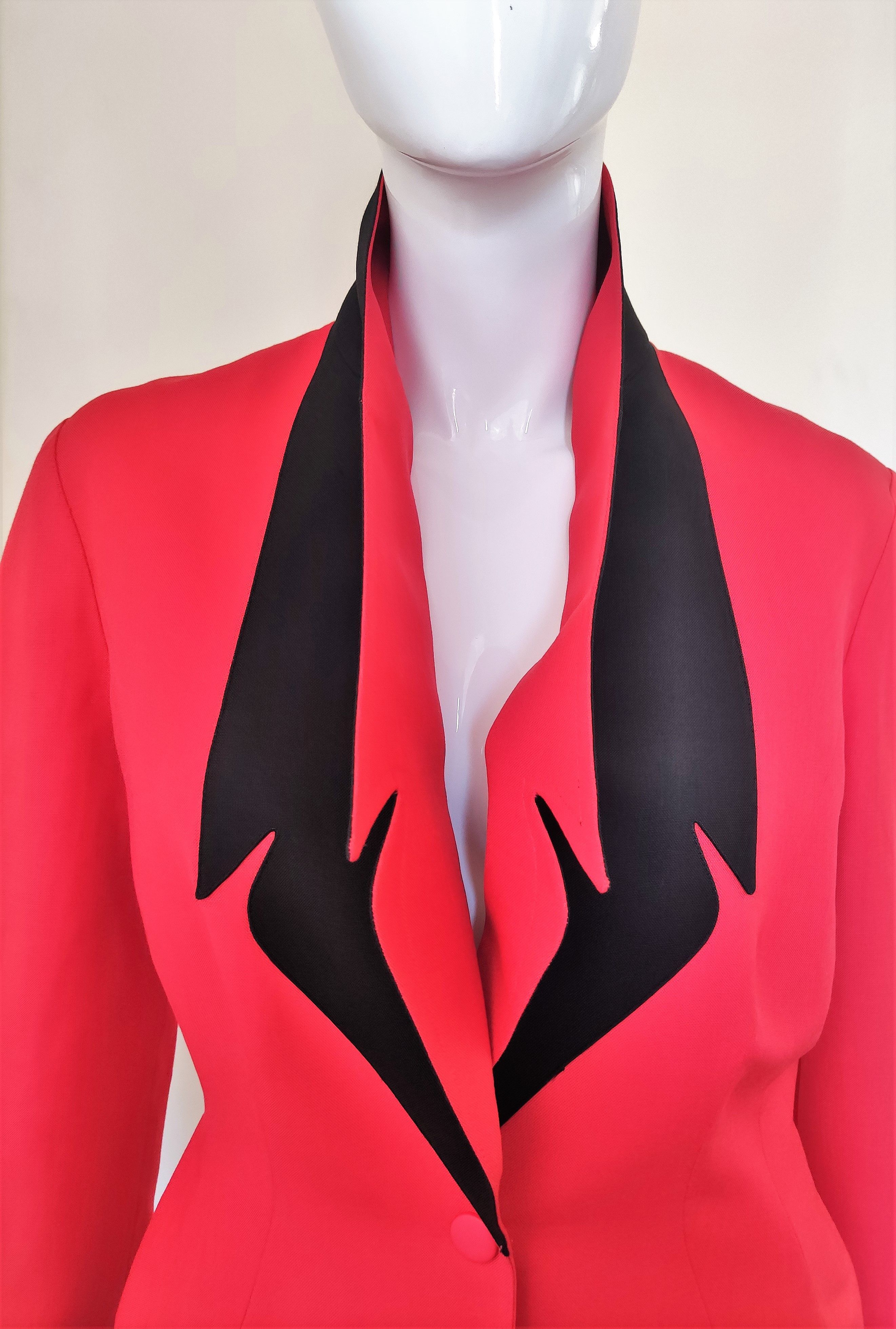 Thierry Mugler Thierry Mugler Vampire Wasp Bee Waist Couture Vintage Suit Size L / US 10 / IT 46 - 3 Thumbnail