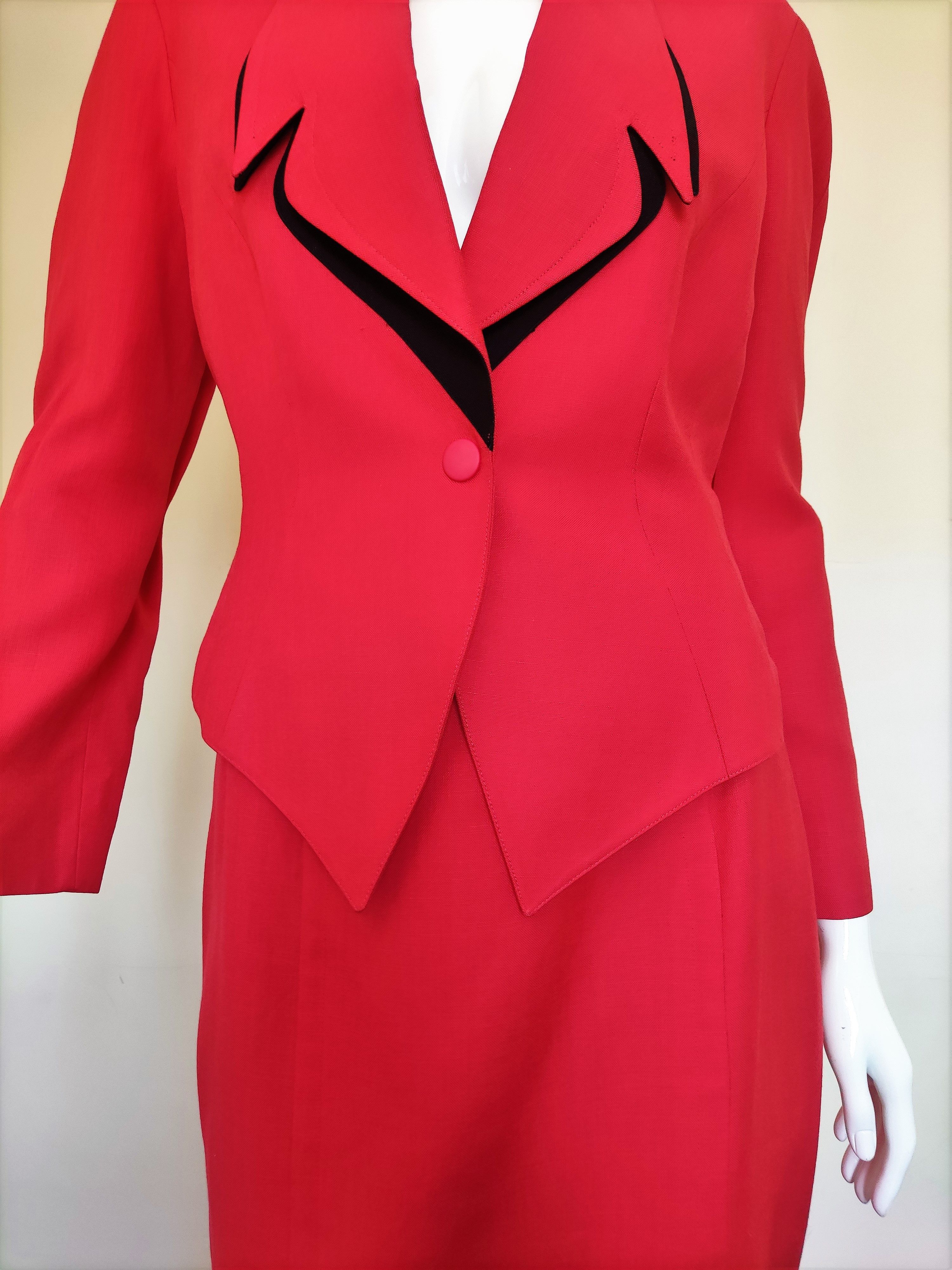 Thierry Mugler Thierry Mugler Vampire Wasp Bee Waist Couture Vintage Suit Size L / US 10 / IT 46 - 14 Thumbnail