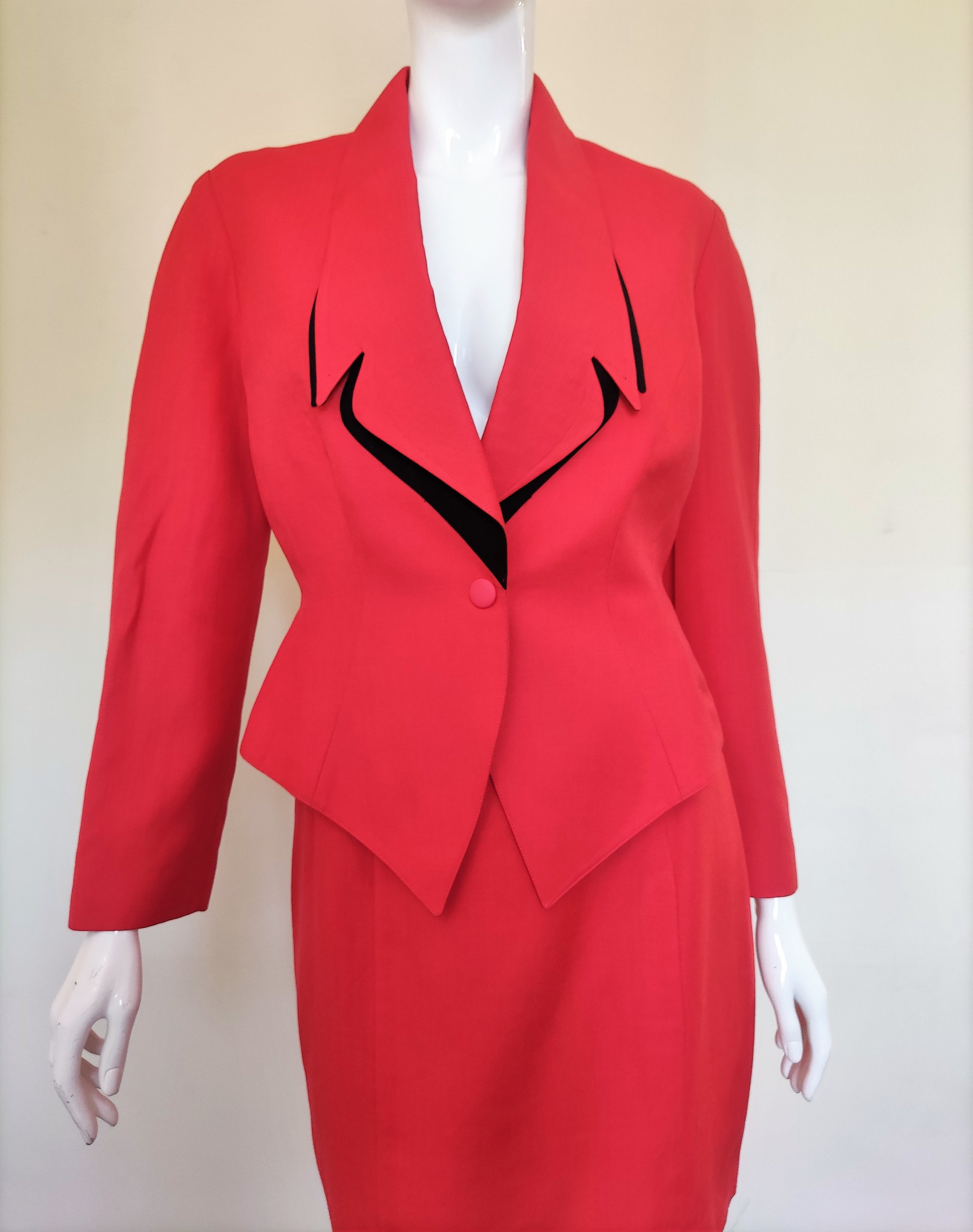 Thierry Mugler Thierry Mugler Vampire Wasp Bee Waist Couture Vintage Suit Size L / US 10 / IT 46 - 10 Thumbnail
