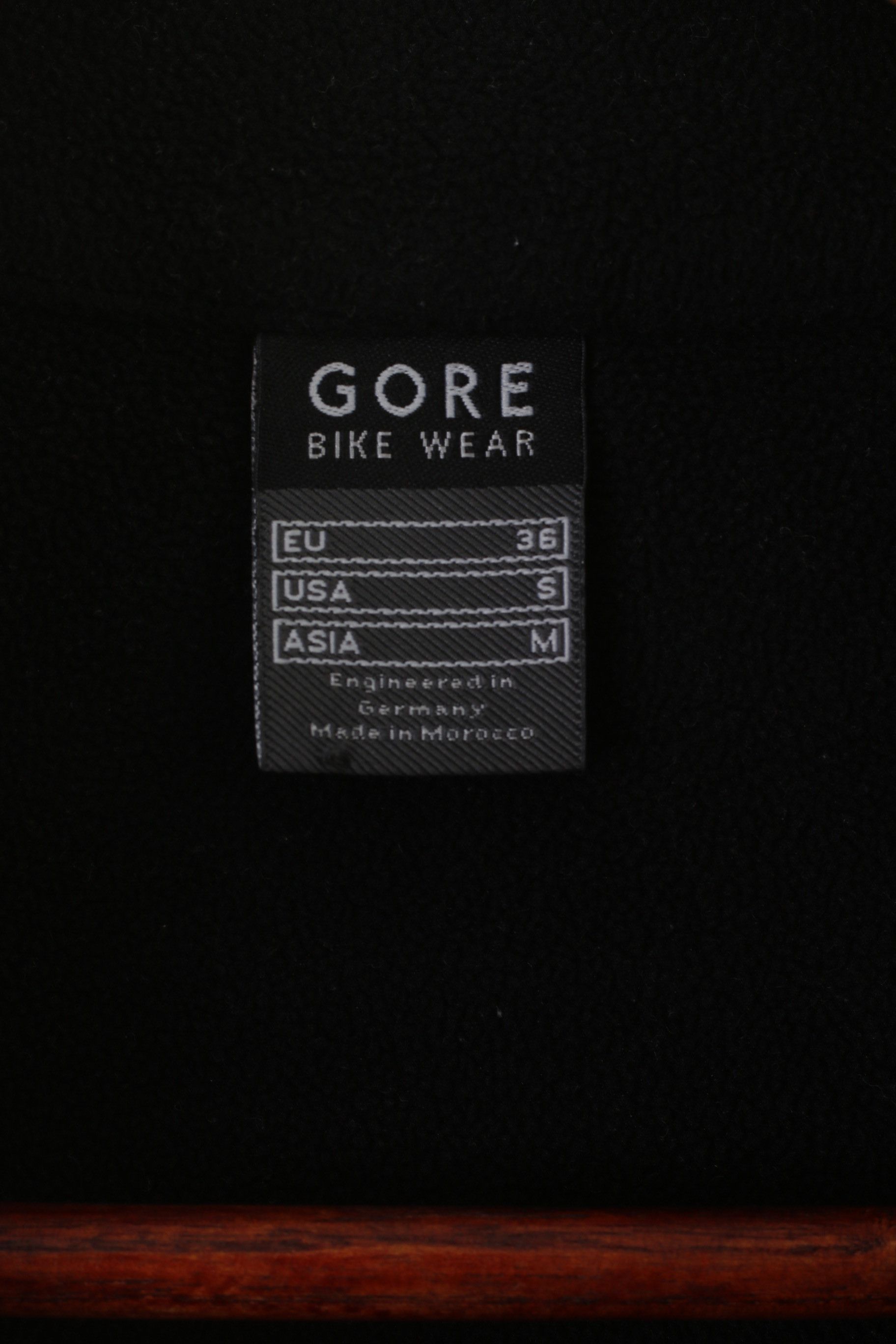 GOREWEAR Gore Bike Wear Women 36 S Jacket Red Soft Shell 5482 Size S / US 4 / IT 40 - 4 Thumbnail