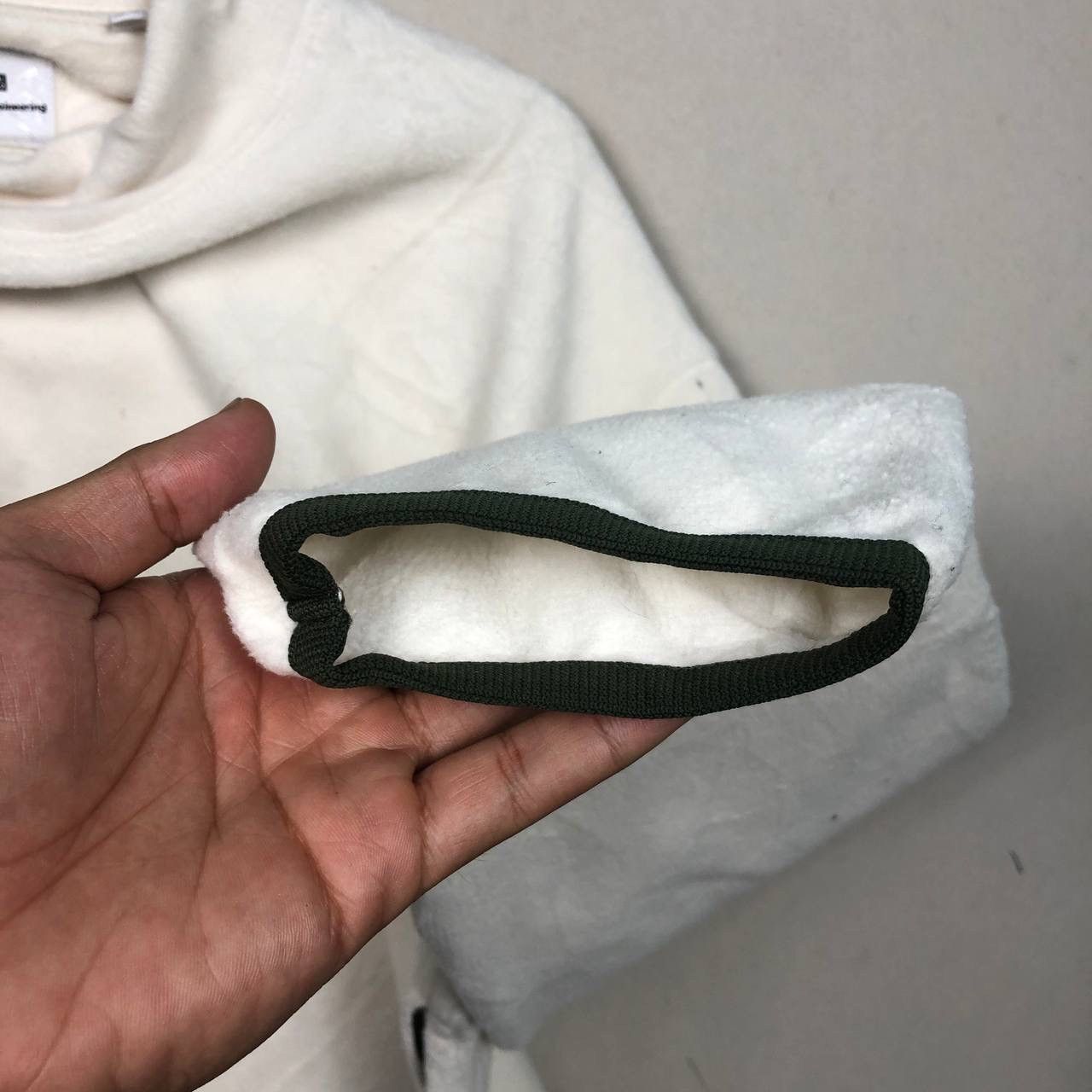 White Mountaineering Uniqlo X White Mountaineering Fleece Sweatshirt Size US L / EU 52-54 / 3 - 4 Thumbnail