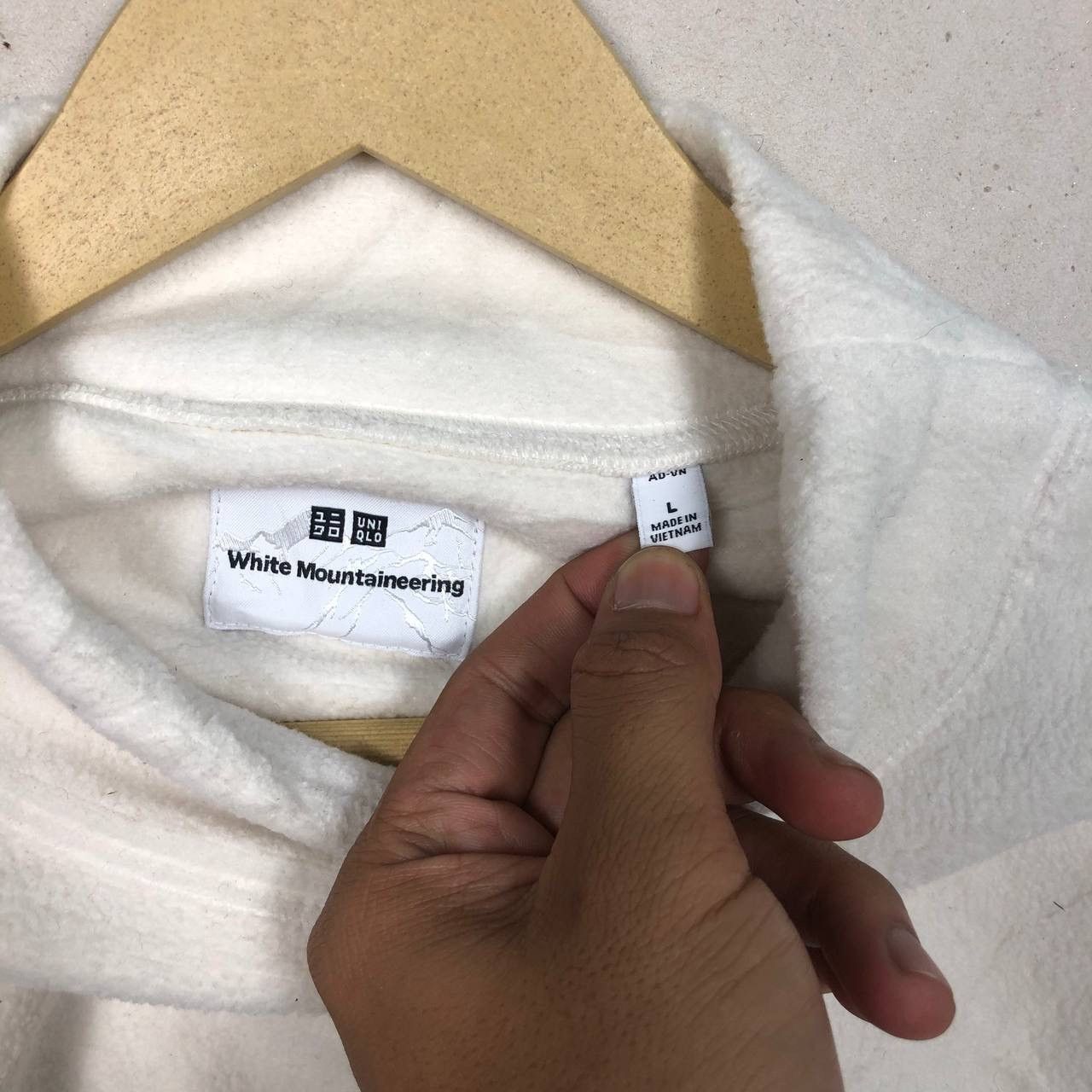White Mountaineering Uniqlo X White Mountaineering Fleece Sweatshirt Size US L / EU 52-54 / 3 - 5 Thumbnail