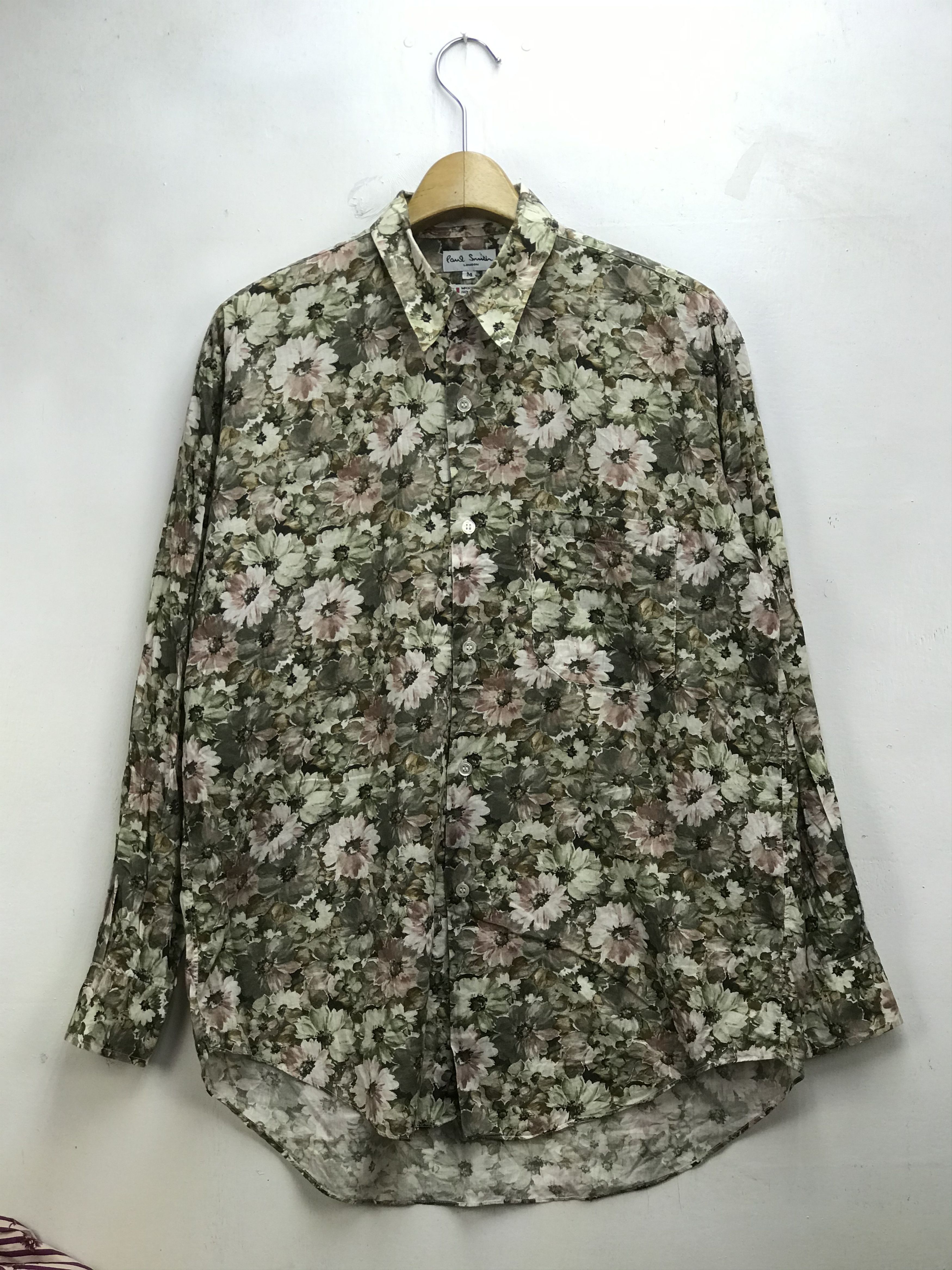 Japanese Brand PAUL SMITH FLORAL DESIGN SHIRT Size US M / EU 48-50 / 2 - 1 Thumbnail