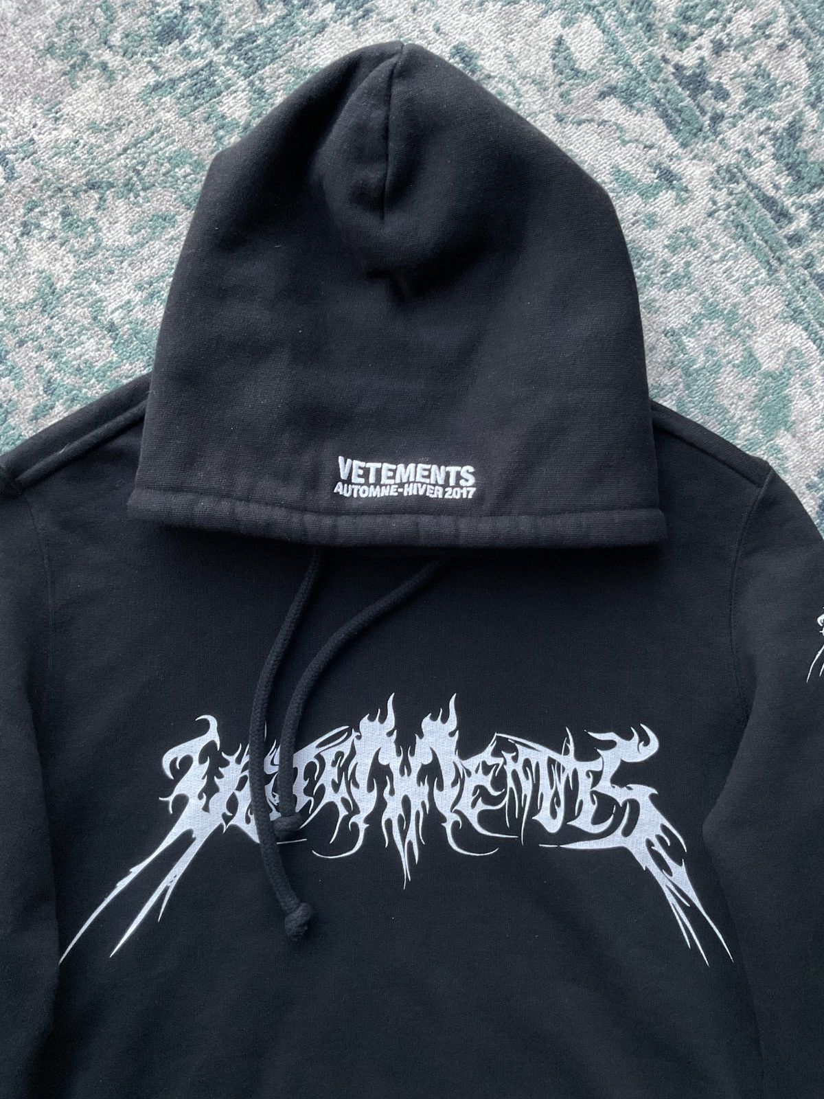 Vetements AW17 Vetements Femme "Total Fucking Darkness" Hoodie Size S / US 4 / IT 40 - 3 Thumbnail