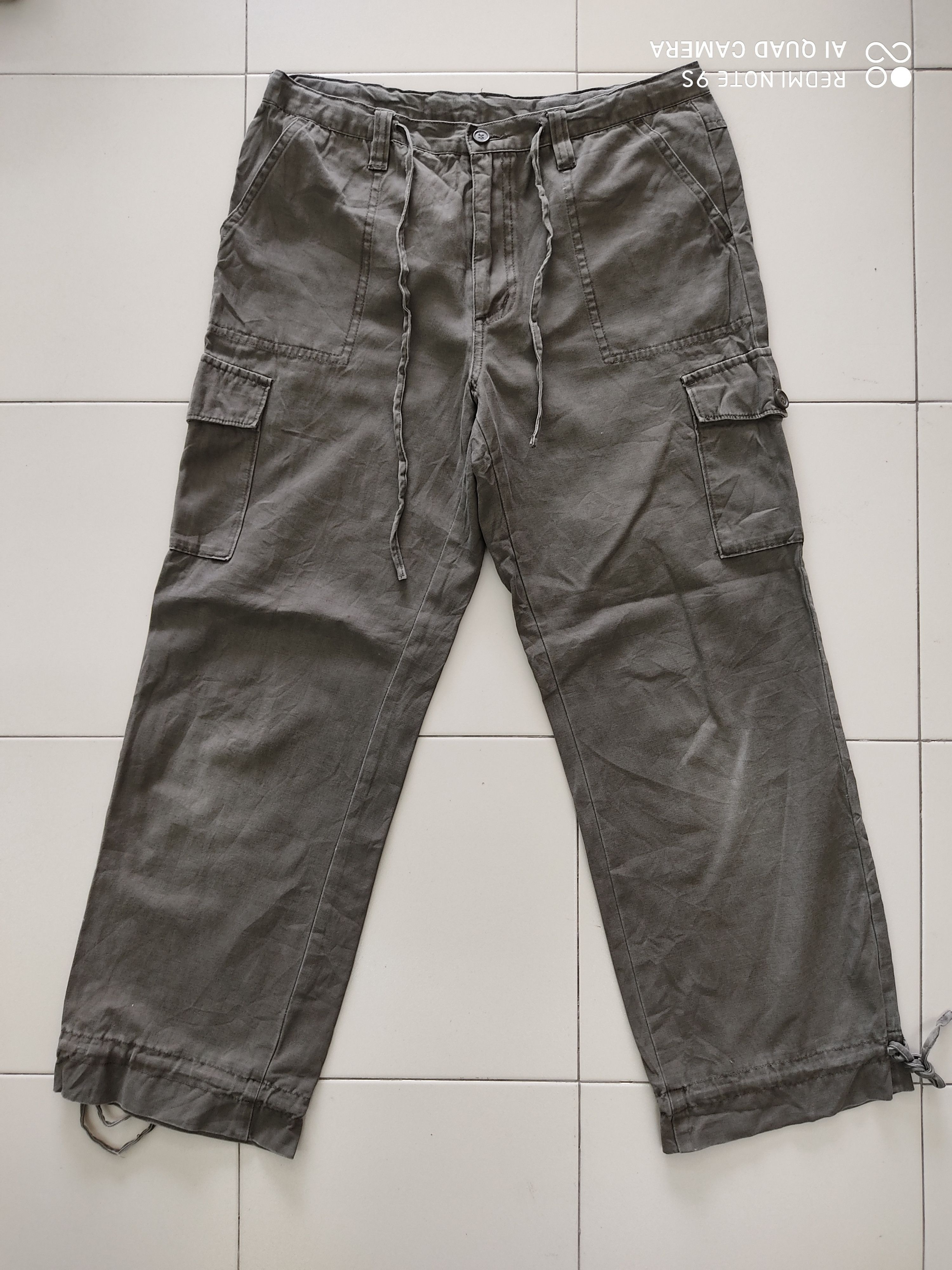 Japanese Brand × Uniqlo Uniqlo Multipocket Utility Cargo Pant Size US 32 / EU 48 - 1 Thumbnail