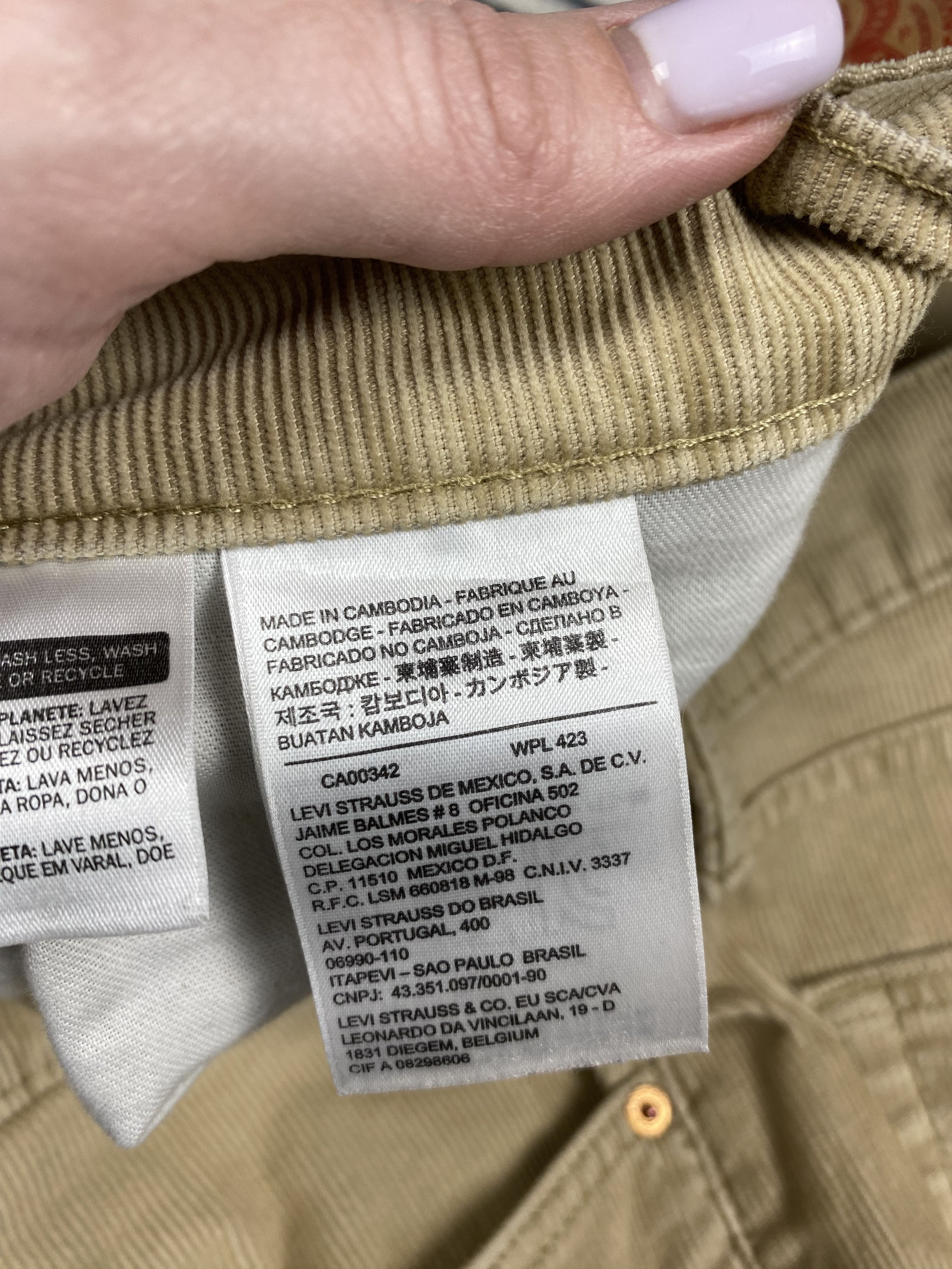Levi's Levis 514 Vintage Mens Corduroy Pants Size US 36 / EU 52 - 8 Thumbnail