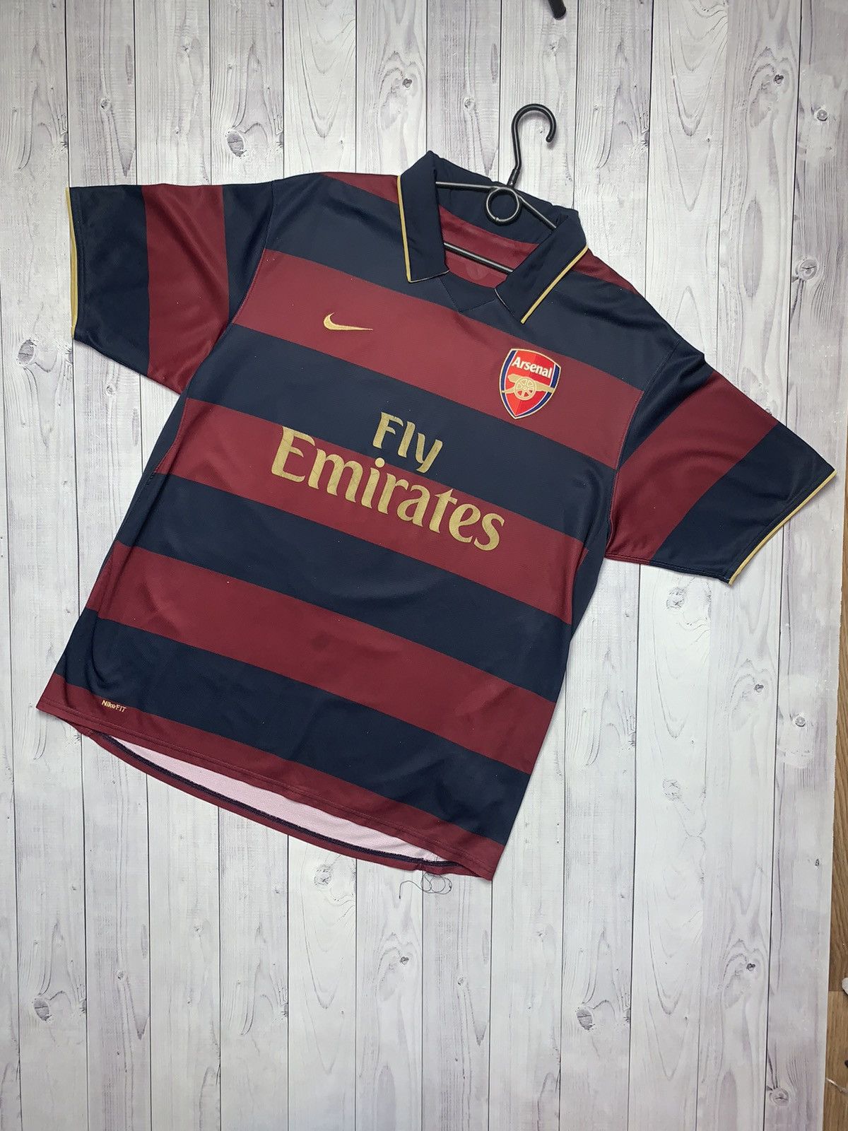 Nike Vintage Nike Arsenal soccer jersey rare away size XL Size US XL / EU 56 / 4 - 1 Thumbnail