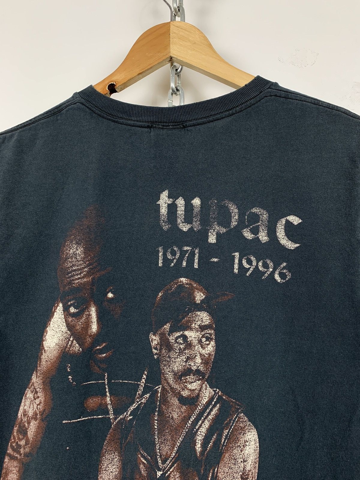 Band Tees 00s Vintage 2Pac Tupac Double Sided Big Logo T-Shirt Size US S / EU 44-46 / 1 - 12 Thumbnail