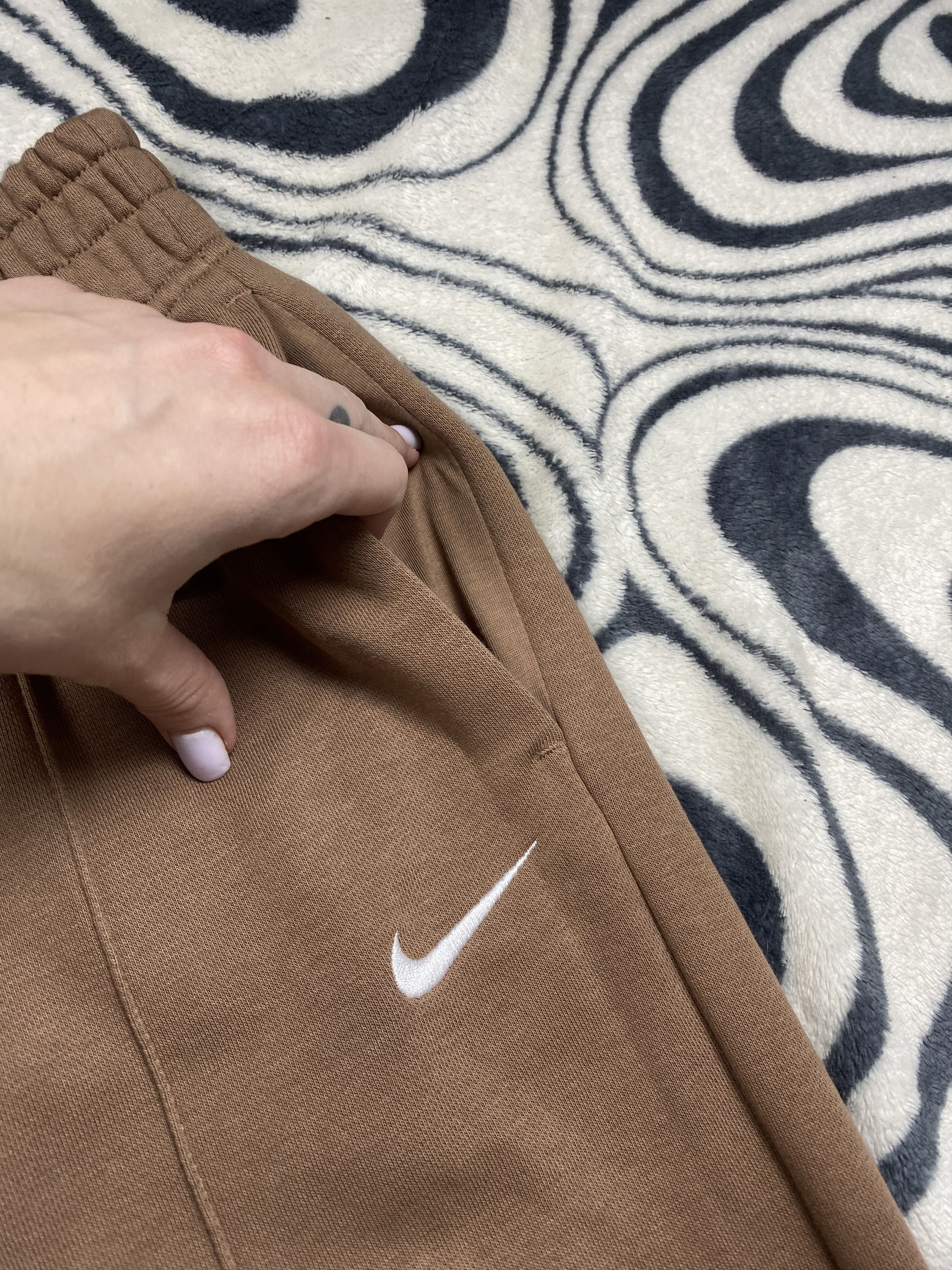 Nike Nike Vintage Sweatpants Womens Baggy Pants Y2K Size 28" / US 6 / IT 42 - 3 Thumbnail