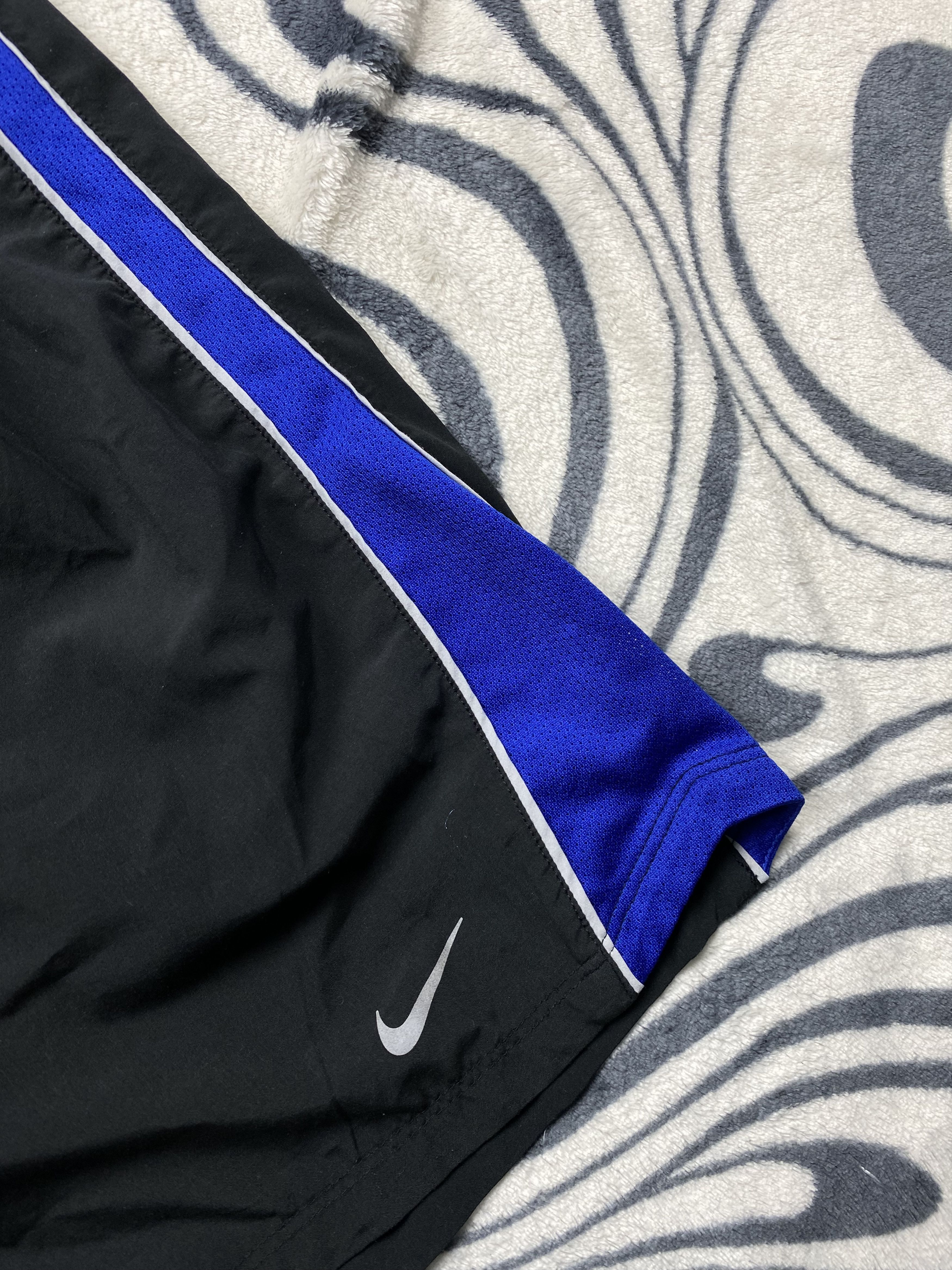 Nike × Vintage Vintage Nike Mens Nylon Shorts Y2K Dri Fit Size US 36 / EU 52 - 3 Thumbnail