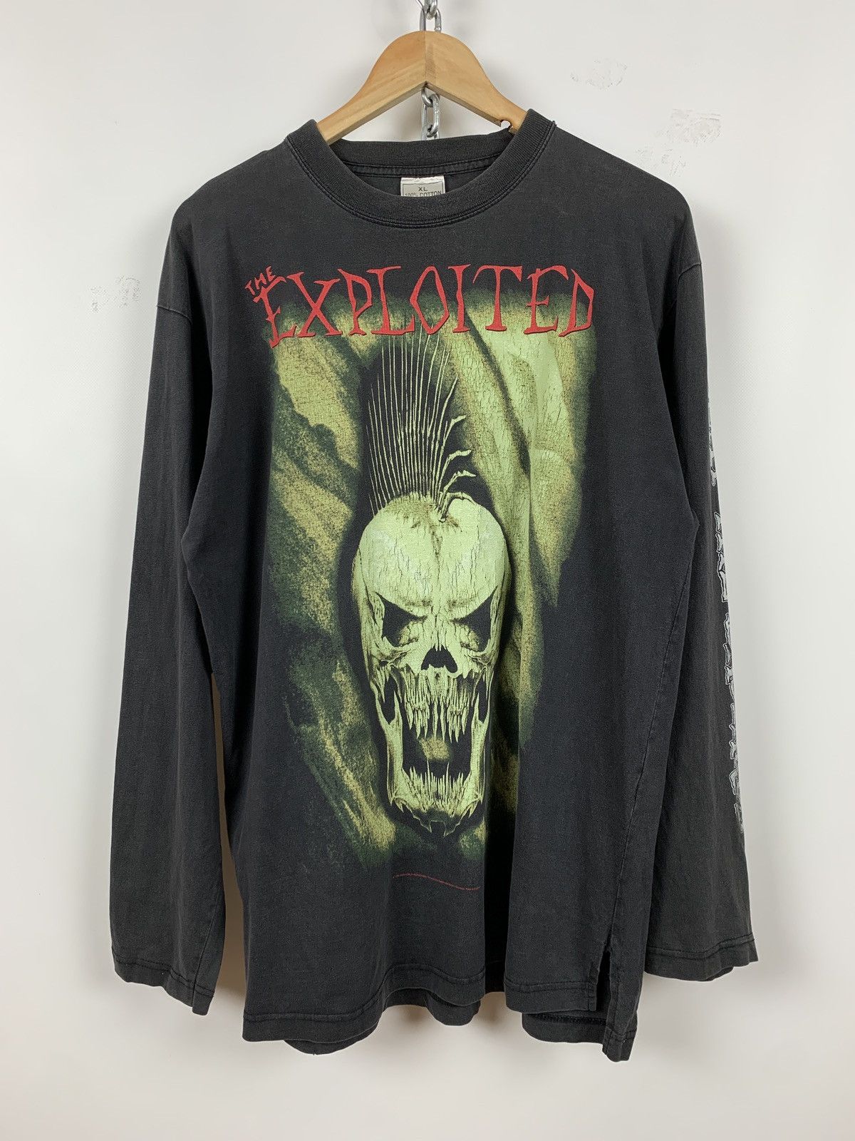 Band Tees 1999 Vintage The Exploited Beat The Bastards Long Sleeve Size US XL / EU 56 / 4 - 1 Thumbnail