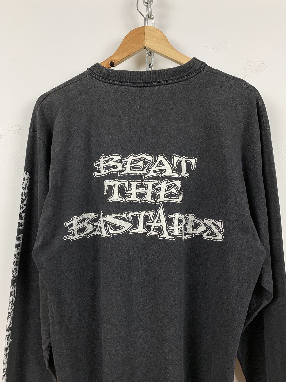 Band Tees 1999 Vintage The Exploited Beat The Bastards Long Sleeve Size US XL / EU 56 / 4 - 12 Thumbnail