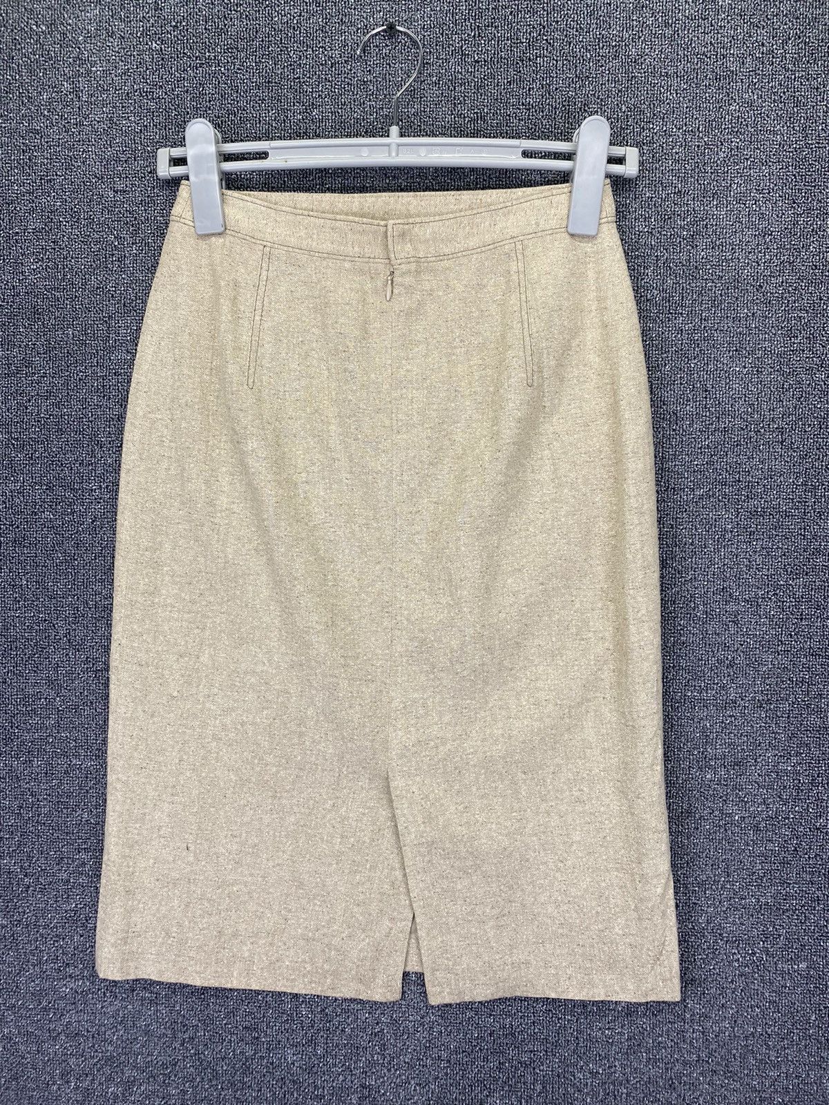 Burberry Vintage Burberry London Midi Skirts Size 25" / US 0 / IT 36 - 1 Thumbnail