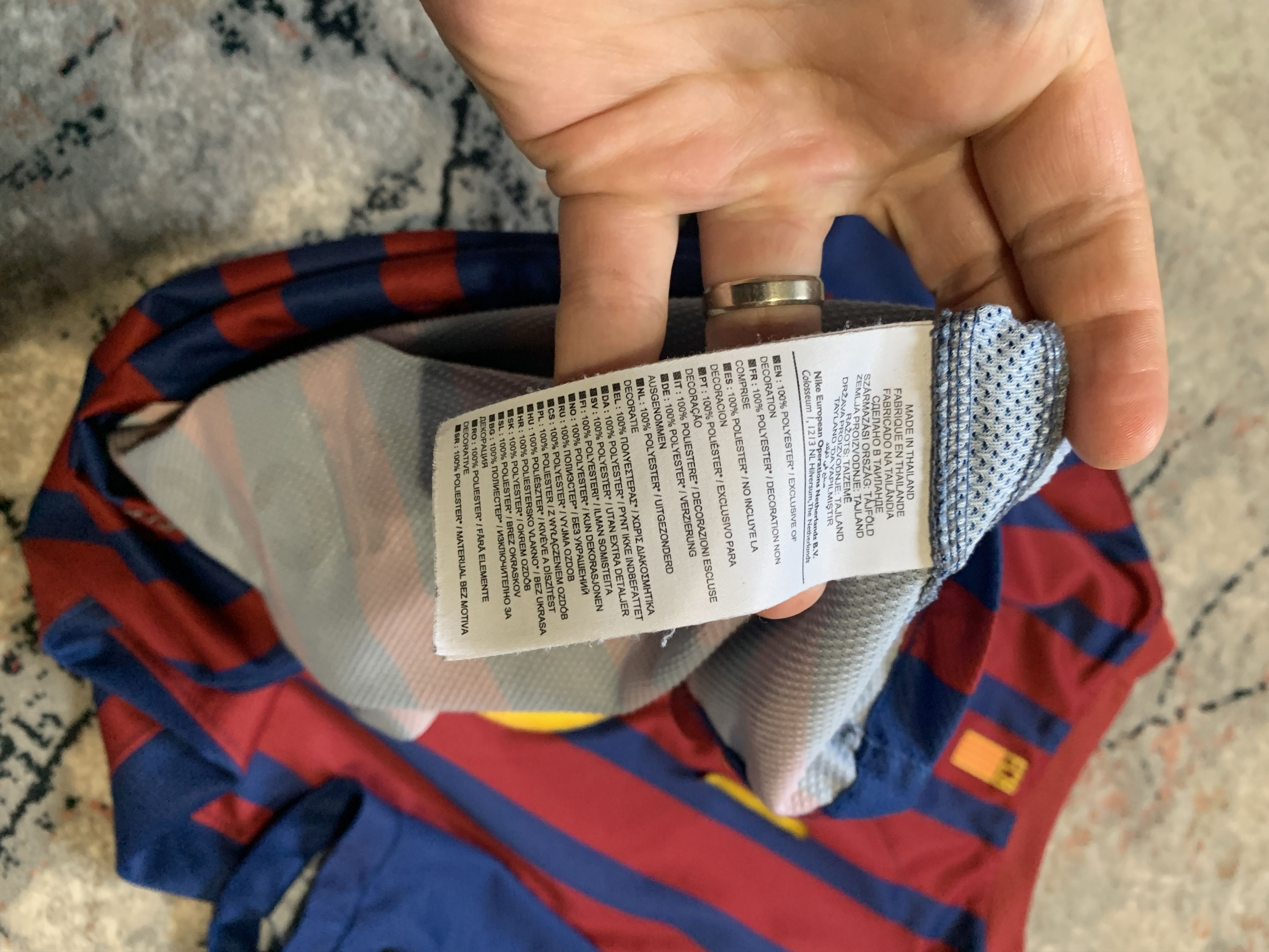 Nike Nike Barcelona Messi 2011-2012 Home Jersey Size US S / EU 44-46 / 1 - 16 Thumbnail