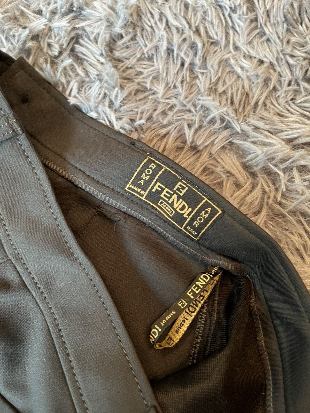 Fendi × Vintage Fendi 80s vintage minimalist skirt Size 32" / US 10 / IT 46 - 3 Thumbnail