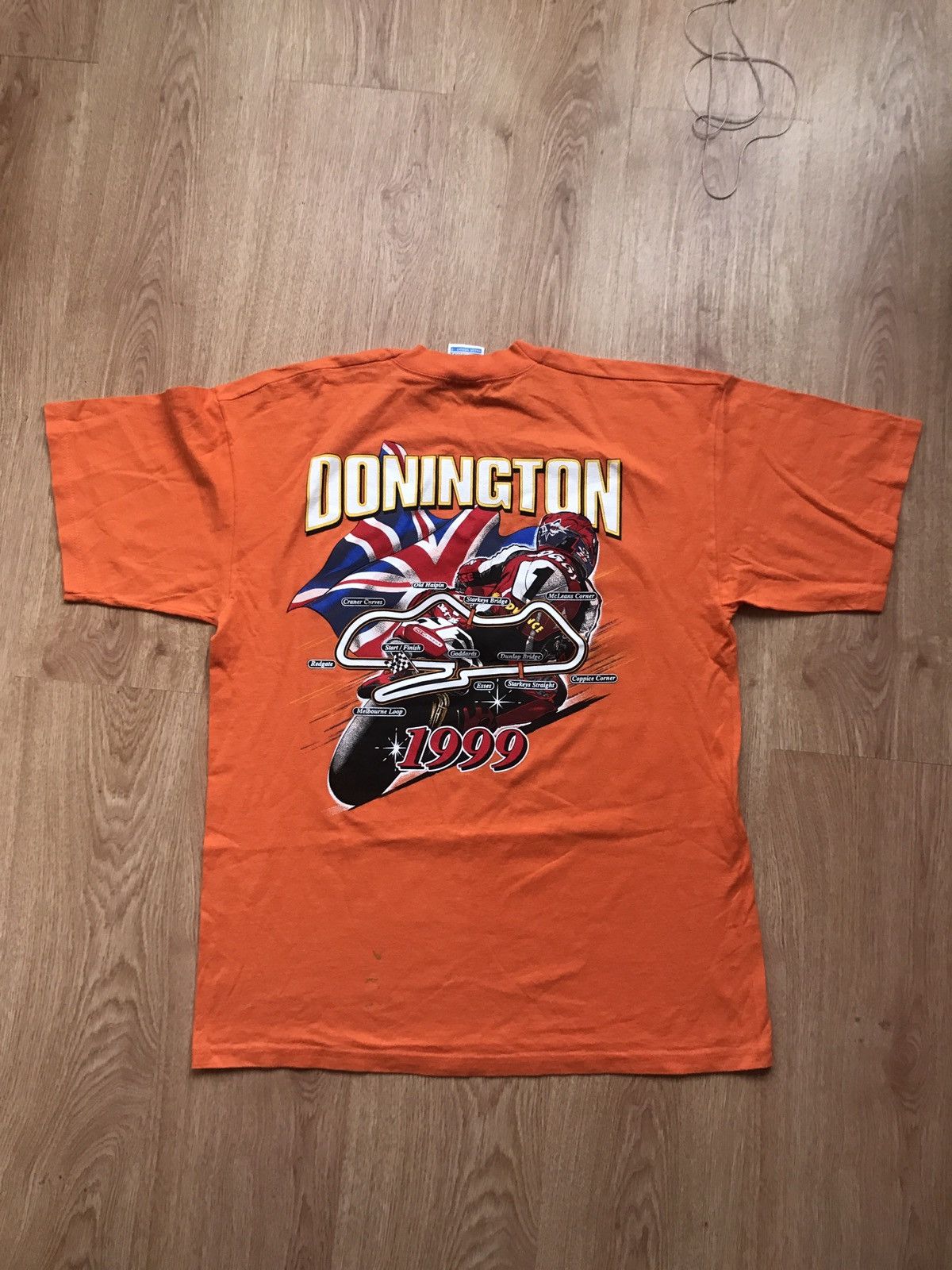 NASCAR Vintage 1999 Donington t shirt Size US L / EU 52-54 / 3 - 4 Thumbnail