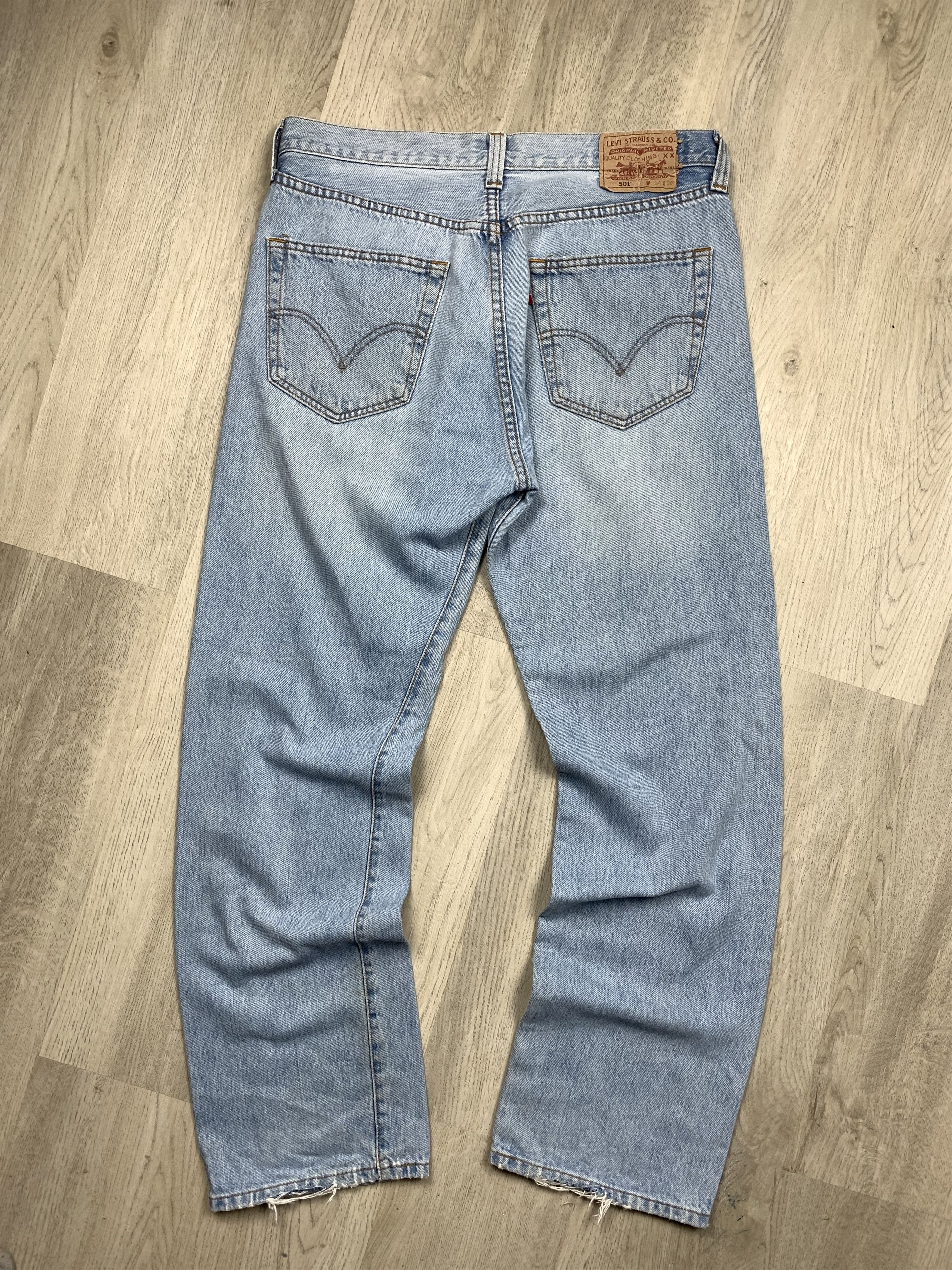 Levi's Levis 501 Vintage Mens Denim Pants Jeans Size US 34 / EU 50 - 1 Thumbnail