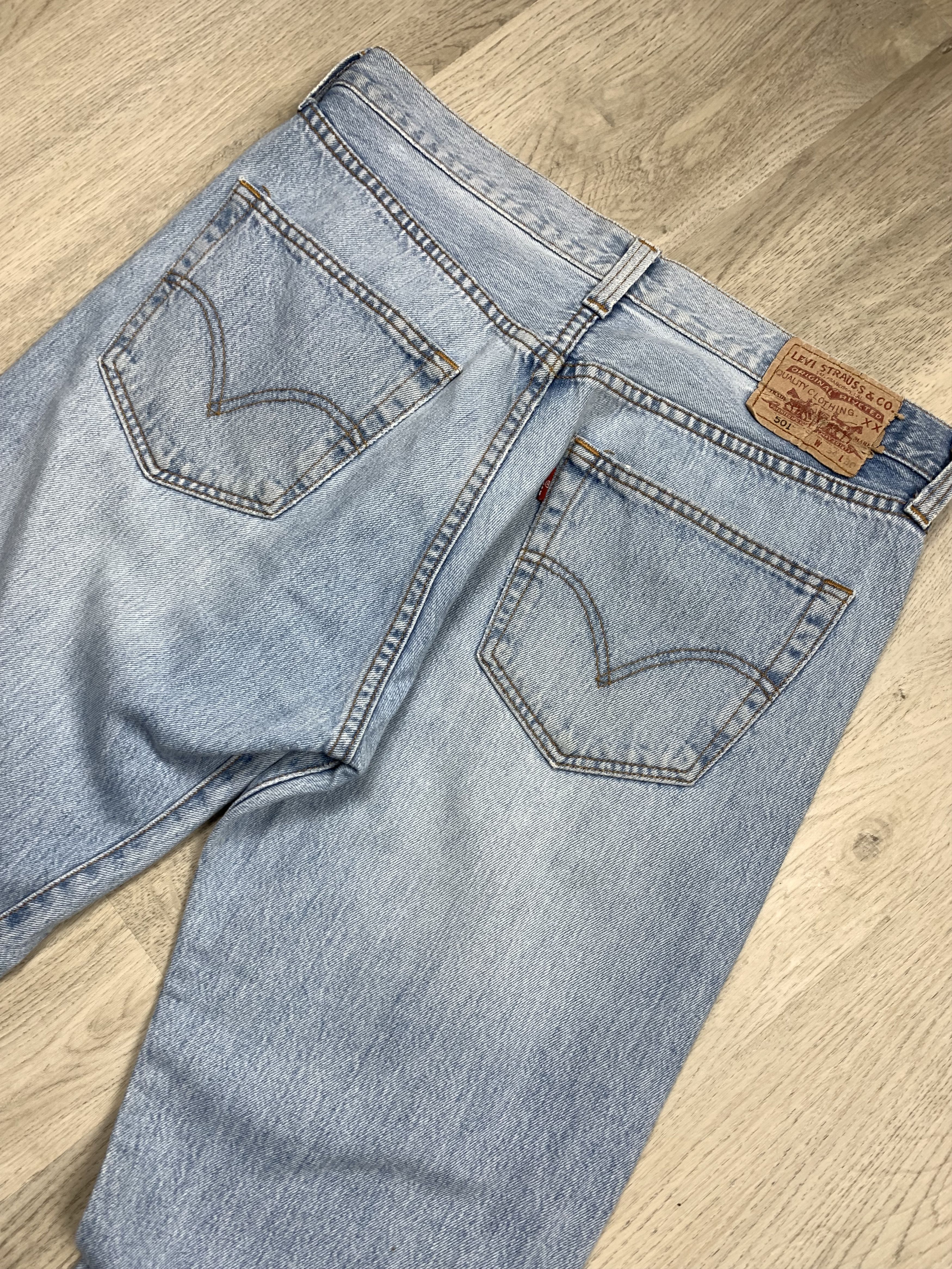 Levi's Levis 501 Vintage Mens Denim Pants Jeans Size US 34 / EU 50 - 2 Thumbnail