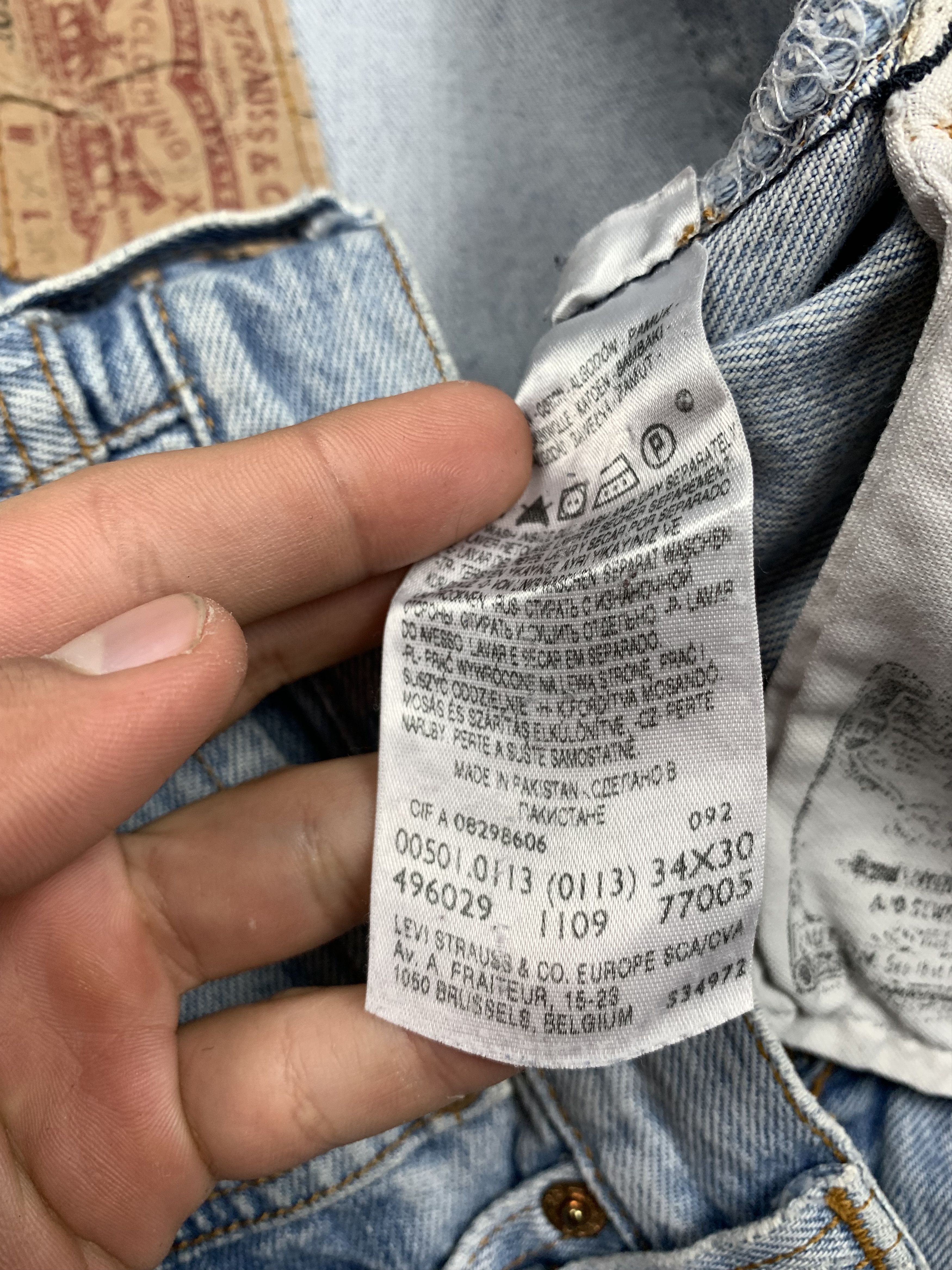 Levi's Levis 501 Vintage Mens Denim Pants Jeans Size US 34 / EU 50 - 9 Thumbnail