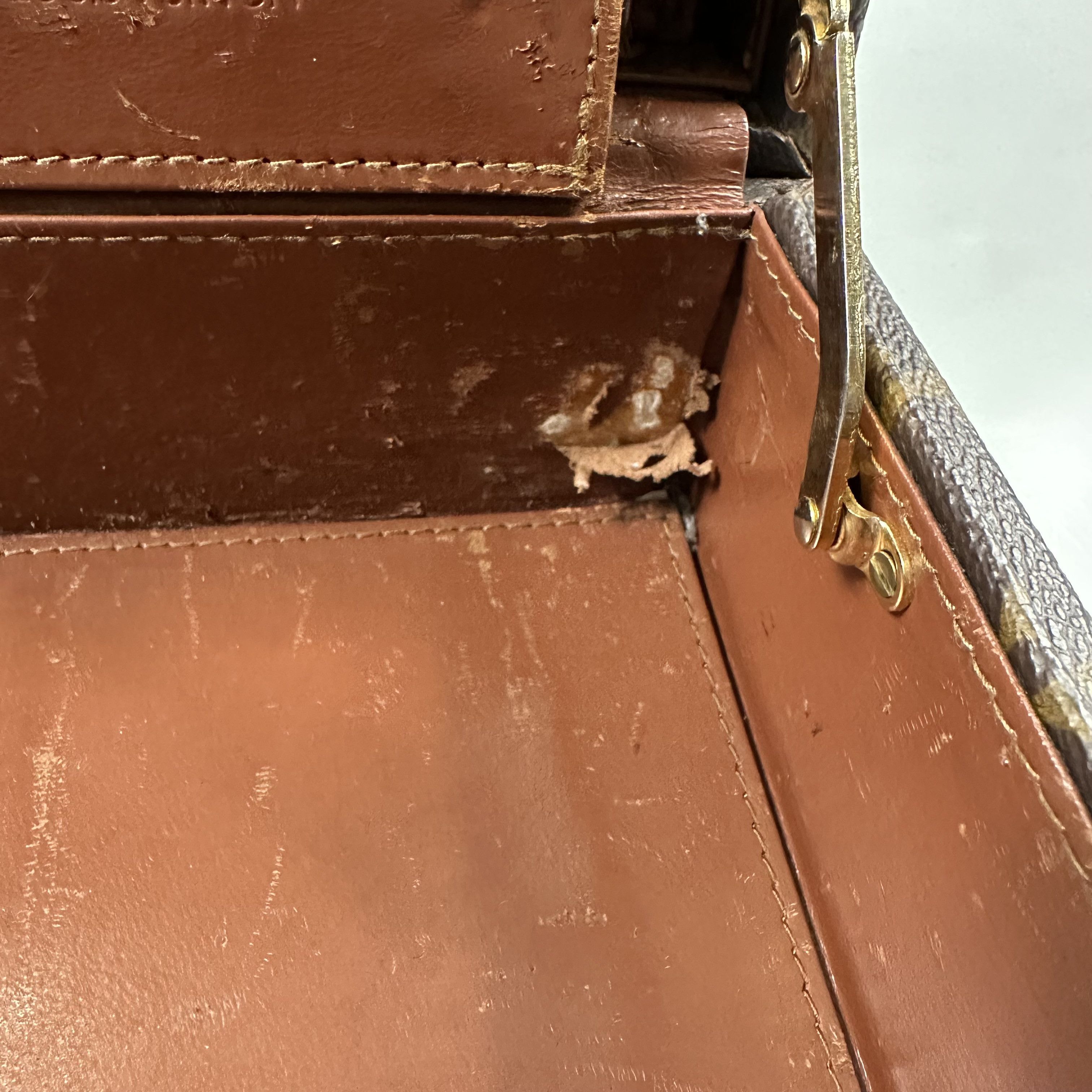 Louis Vuitton 1990 Vintage Monogram Hard Briefcase Trunk Size ONE SIZE - 14 Thumbnail
