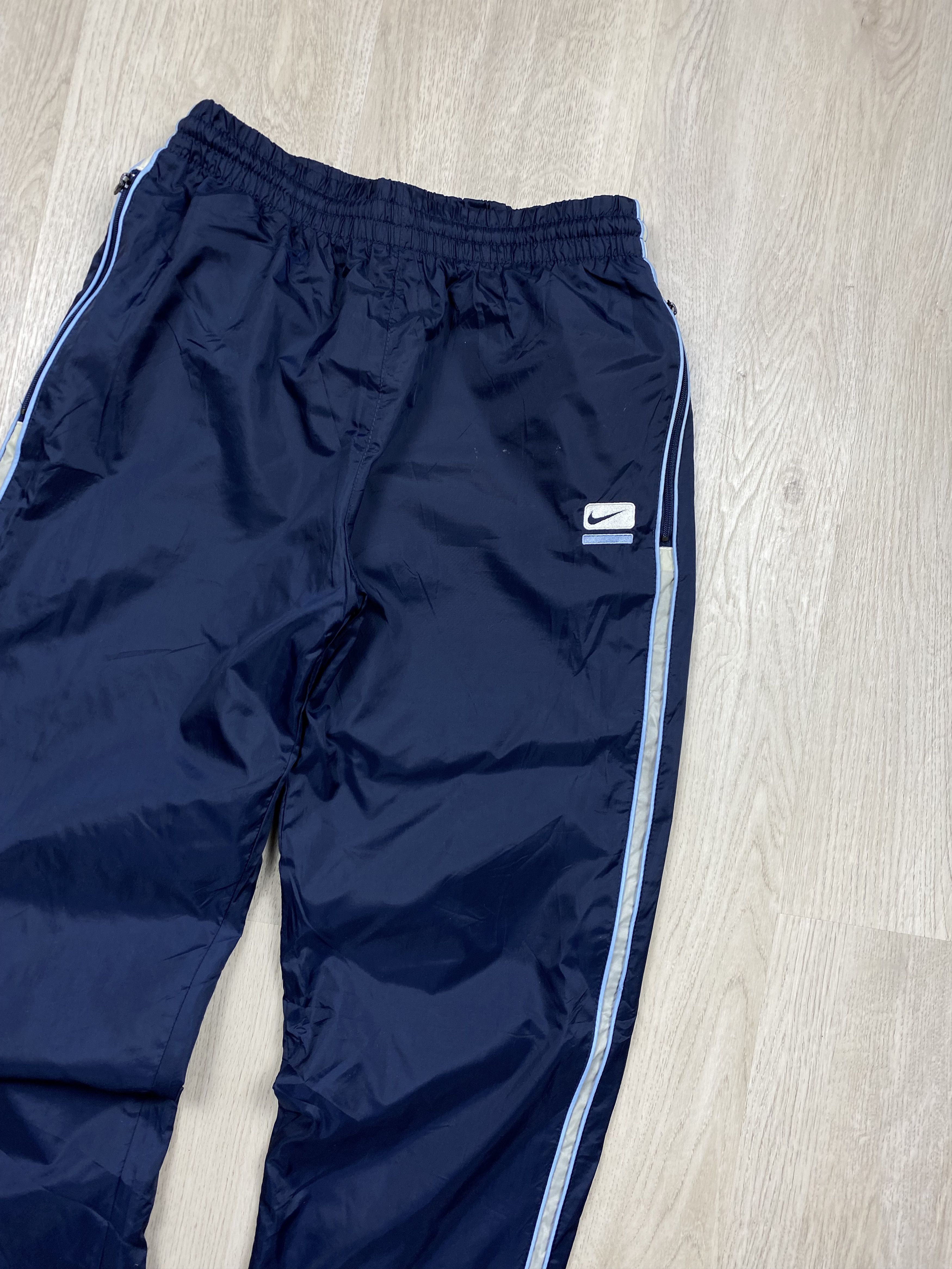Nike Nike Vintage Mens Nylon Pants Drill style Y2K Size US 28 / EU 44 - 2 Thumbnail