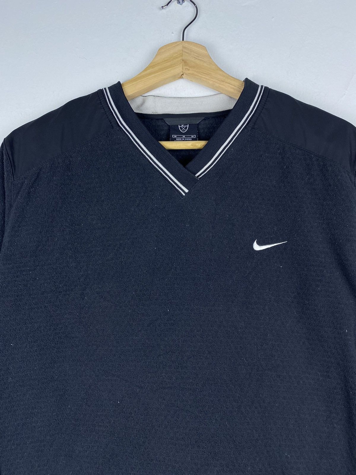 Nike Vintage Nike Golf Sphere Thermals Sweatshirt Size US M / EU 48-50 / 2 - 2 Thumbnail