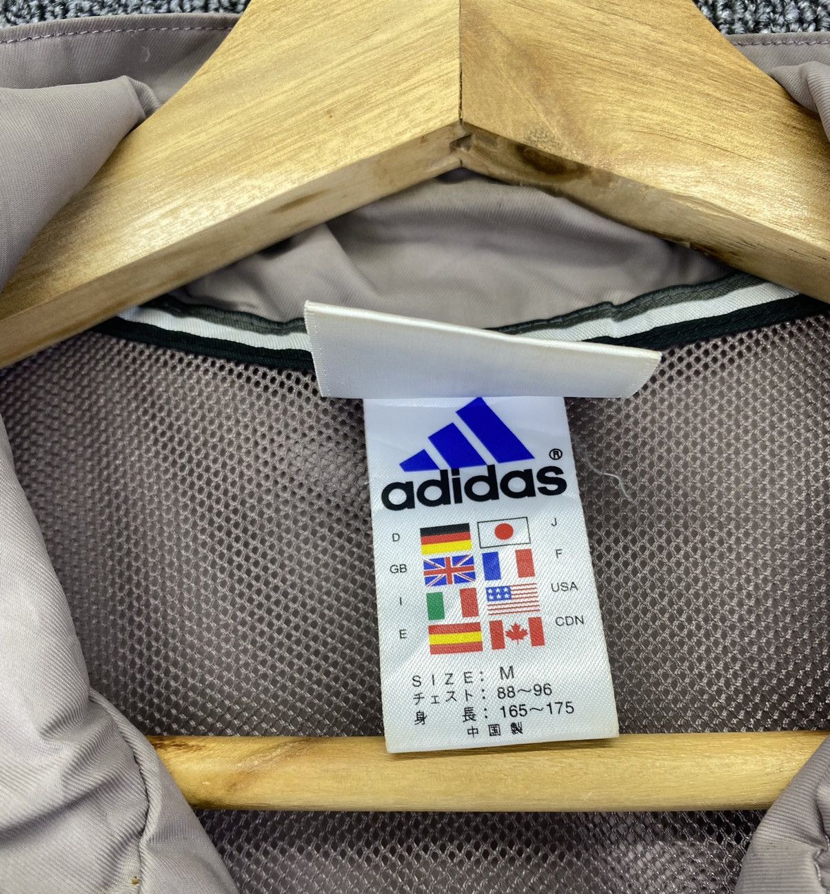 Adidas Vintage Y2K Adidas Vest Size US M / EU 48-50 / 2 - 4 Thumbnail