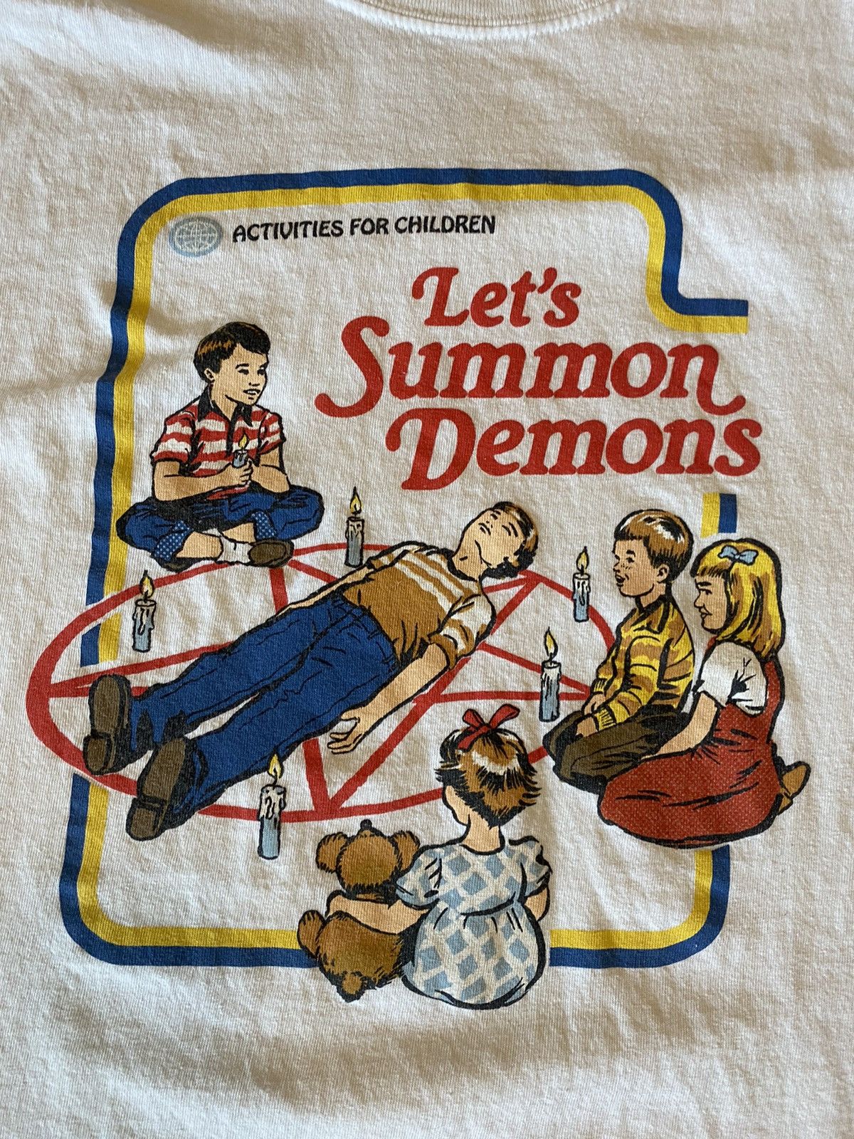 Maglietta Unisex "Lets Summon Demons" - Frase Personalizzata Con Testo, Stampa Horror, Cotton
