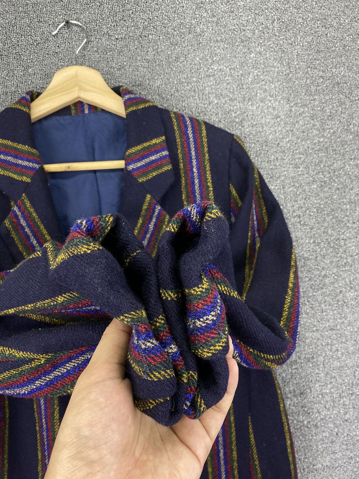 Kenzo Vintage Kenzo Stripes Multicolour Knit’s Coats Wool Jacket Size US M / EU 48-50 / 2 - 9 Thumbnail