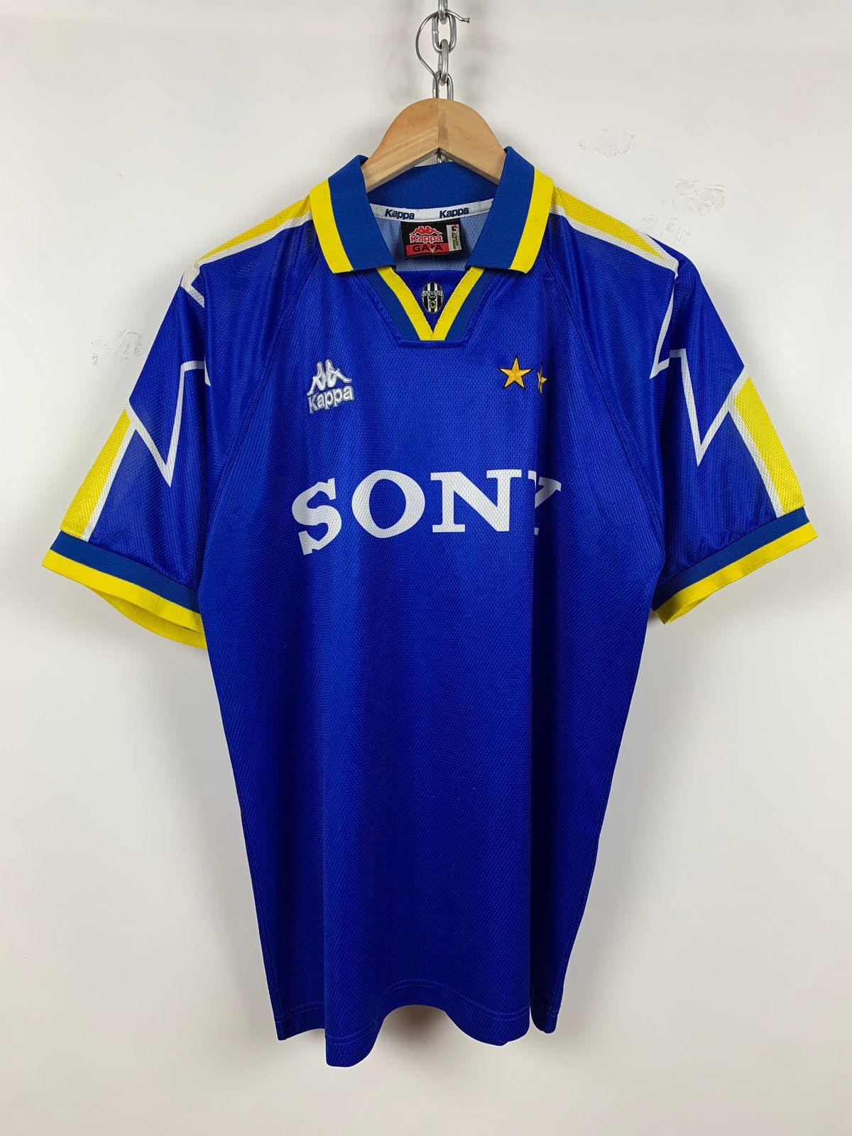 liverpool 1995 kit