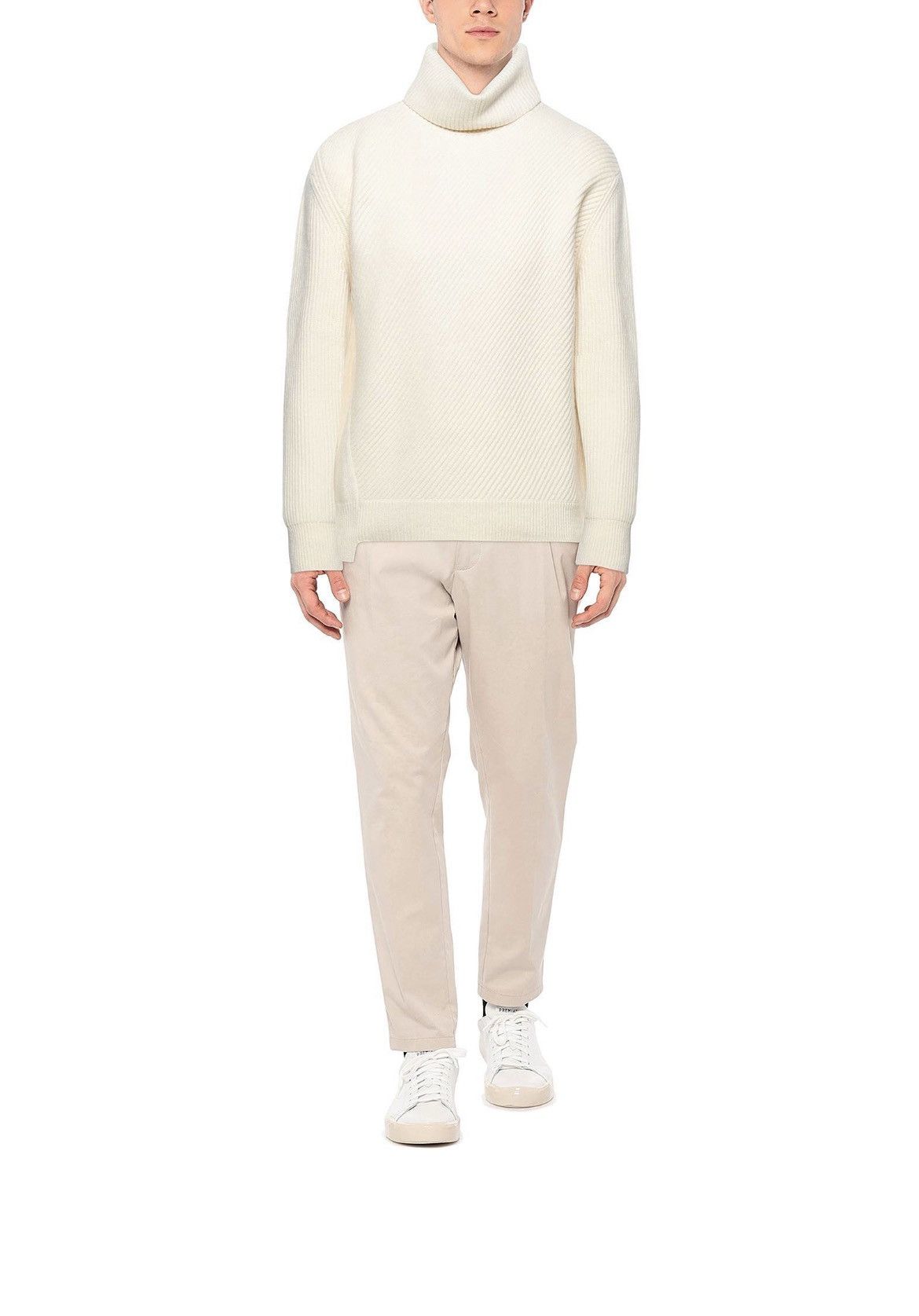 Alexander McQueen $1K+ AW21 mainline asymmetric turtleneck, L, MI Italy Size US L / EU 52-54 / 3 - 3 Thumbnail