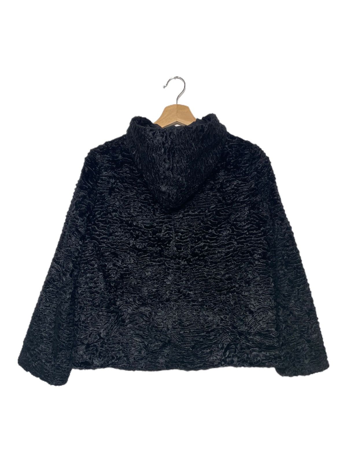 Max Mara Max Mara Wave Faux Fur Hoodies Size M / US 6-8 / IT 42-44 - 2 Thumbnail