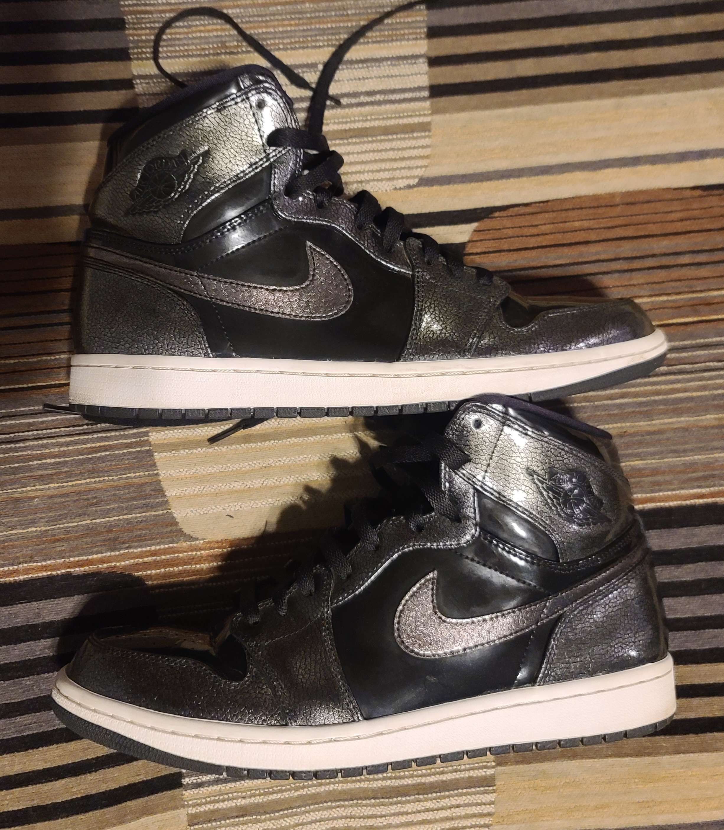 Jordan Brand Air Jordan 1 Retro High OG ‘Black Patent’ - Size [11] - $105 Size US 11 / EU 44 - 1 Thumbnail