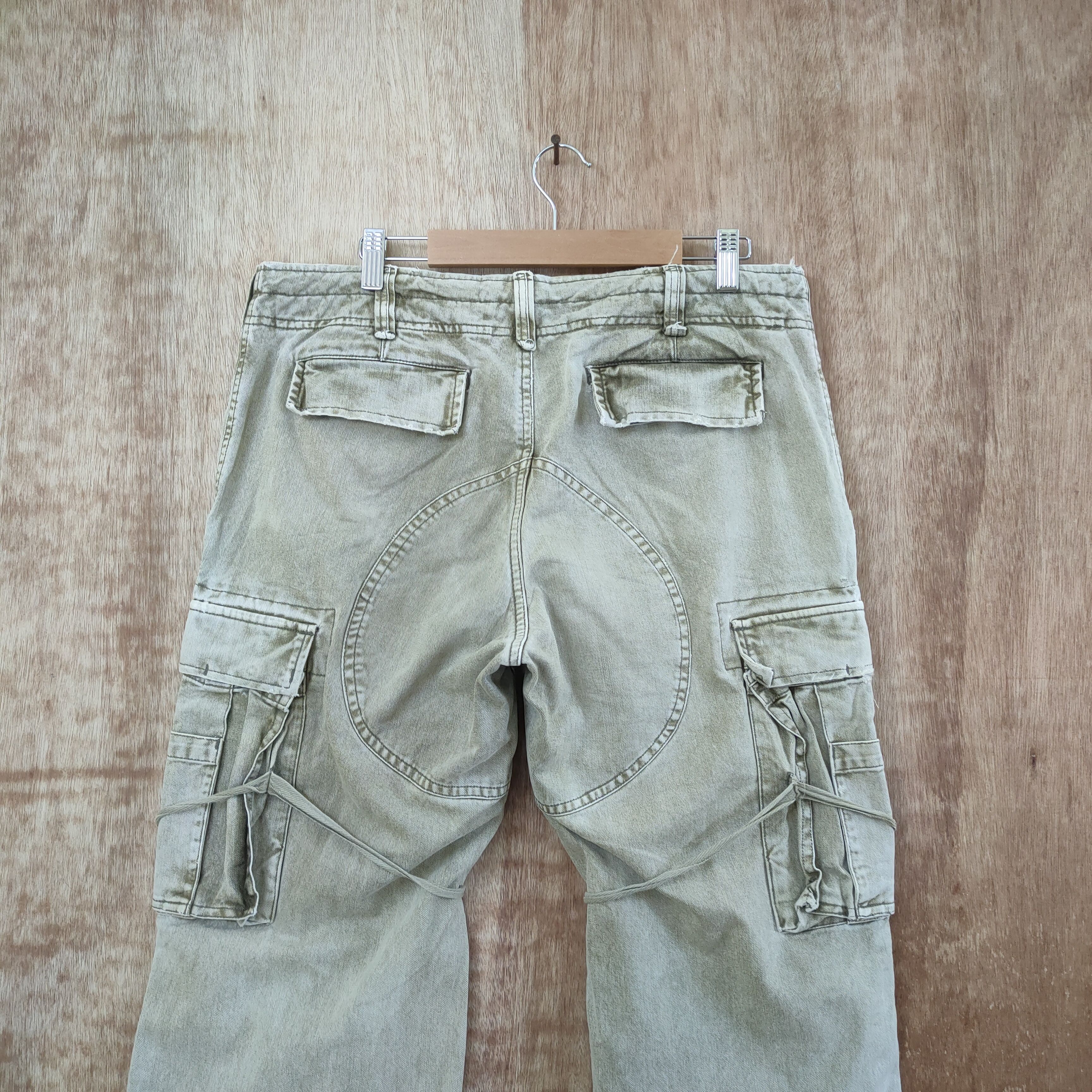 Japanese Brand VINTAGE THE SUIT FADED BONDAGE CARGO PANTS Size US 34 / EU 50 - 17 Thumbnail