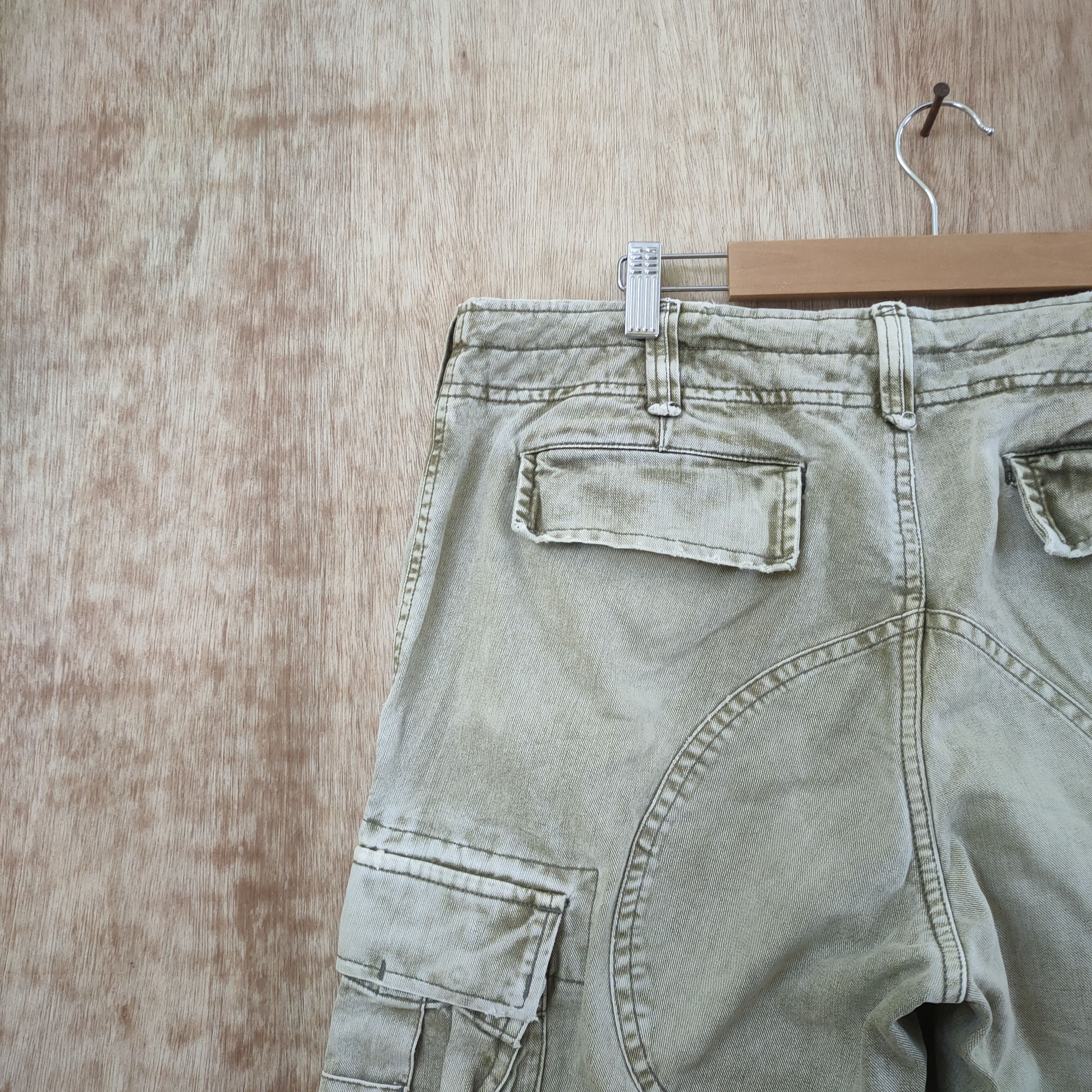Japanese Brand VINTAGE THE SUIT FADED BONDAGE CARGO PANTS Size US 34 / EU 50 - 18 Thumbnail