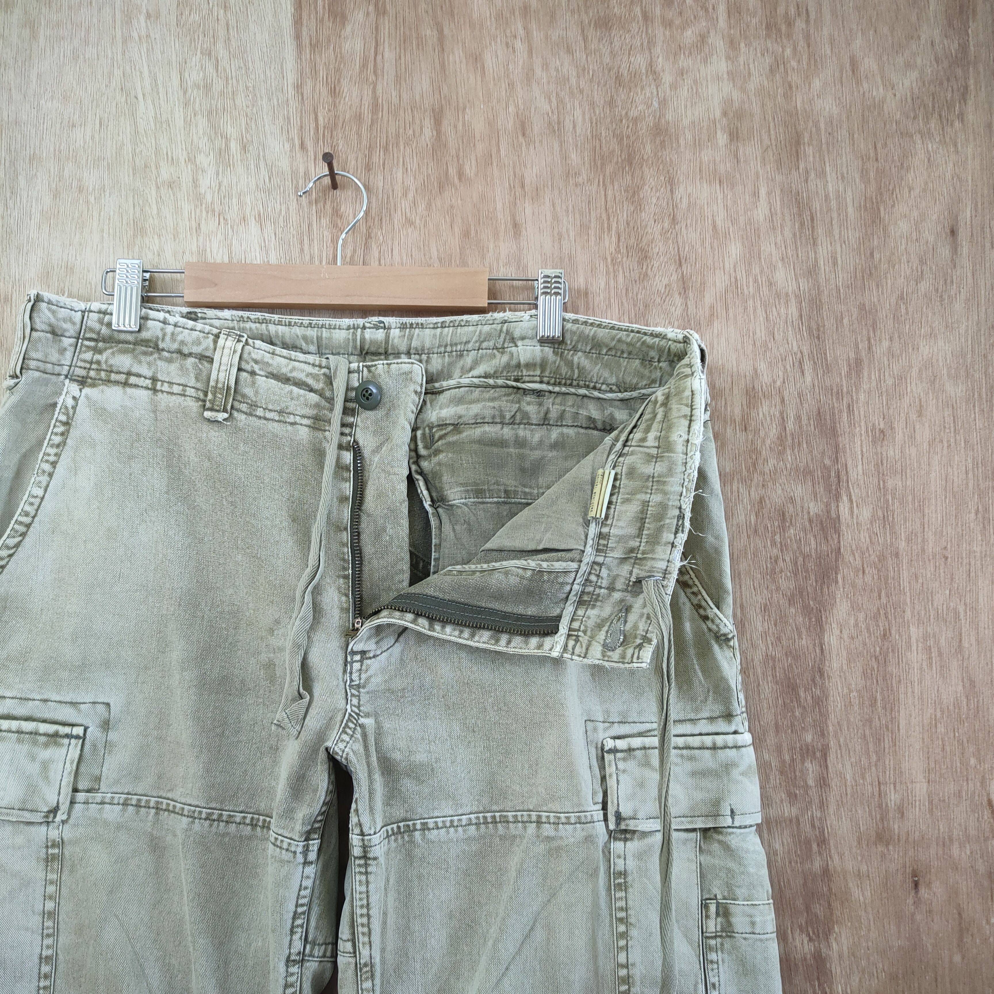 Japanese Brand VINTAGE THE SUIT FADED BONDAGE CARGO PANTS Size US 34 / EU 50 - 9 Thumbnail