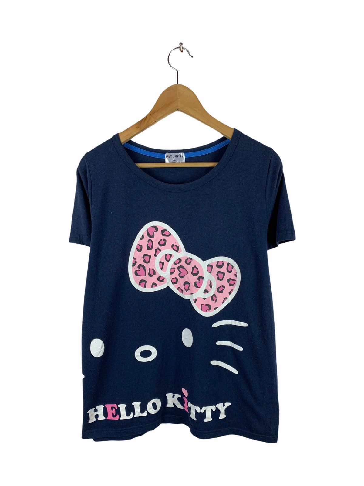 Anime Hello Kitty Big Logo Anime Tee Size US L / EU 52-54 / 3 - 1 Thumbnail