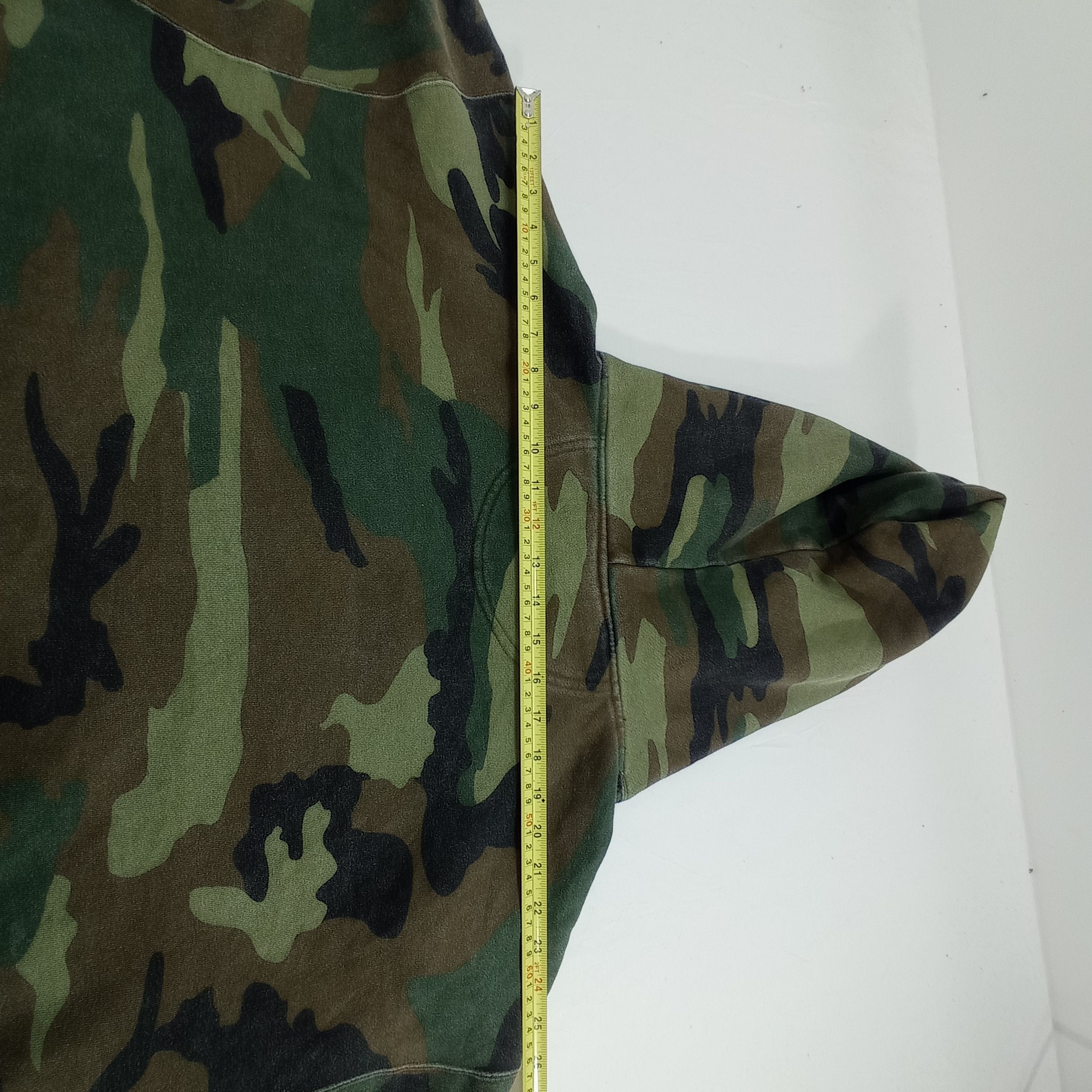 Champion 🔥BIG SIZE🔥 VINTAGE CHAMPION CAMO HOODIE Size US XXL / EU 58 / 5 - 8 Thumbnail