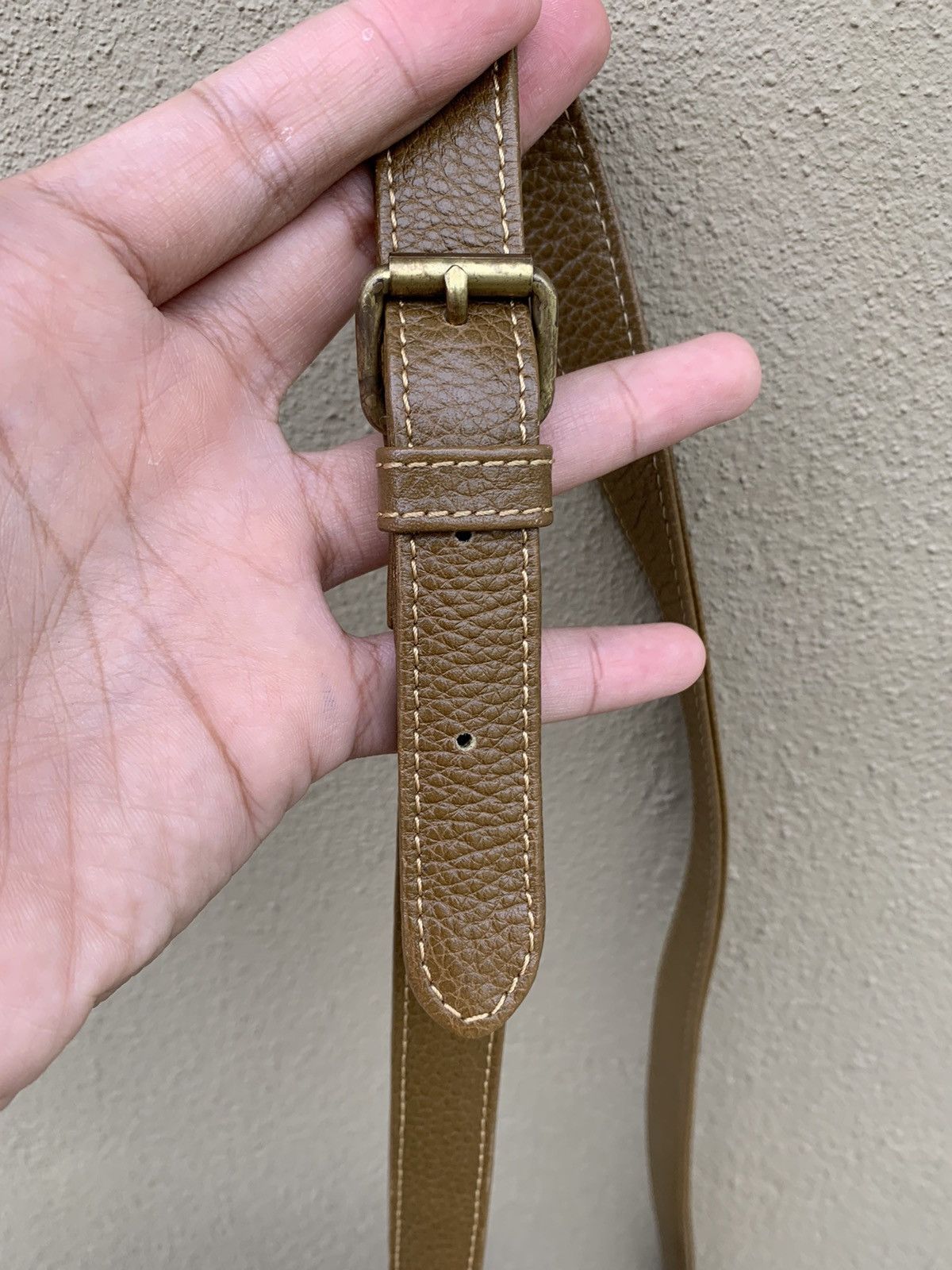 Givenchy Vintage Givenchy Leather Crossbody Sling Bag Size ONE SIZE - 3 Thumbnail